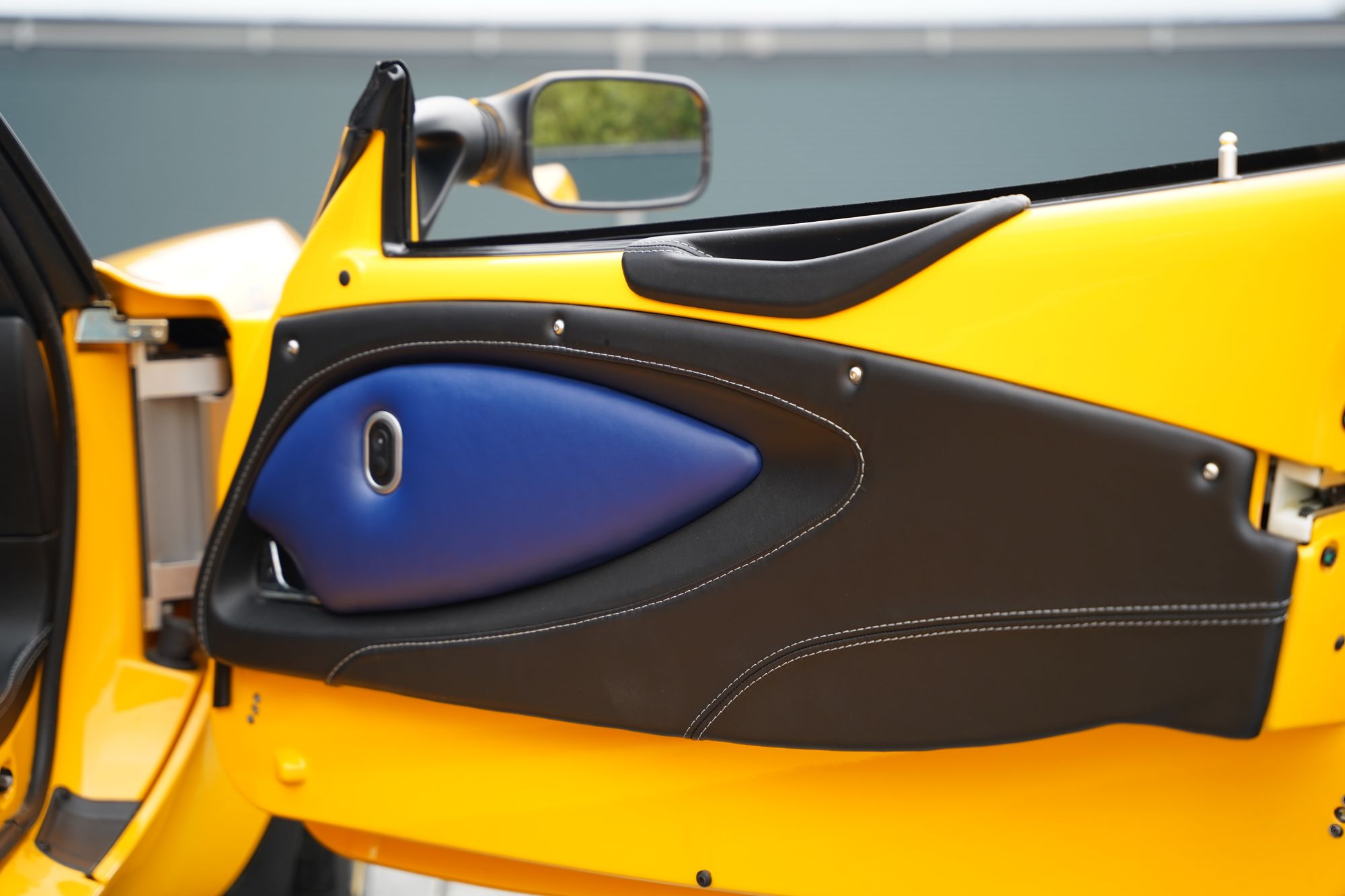 2018 Lotus Elise Sport 220 '99T Camel'