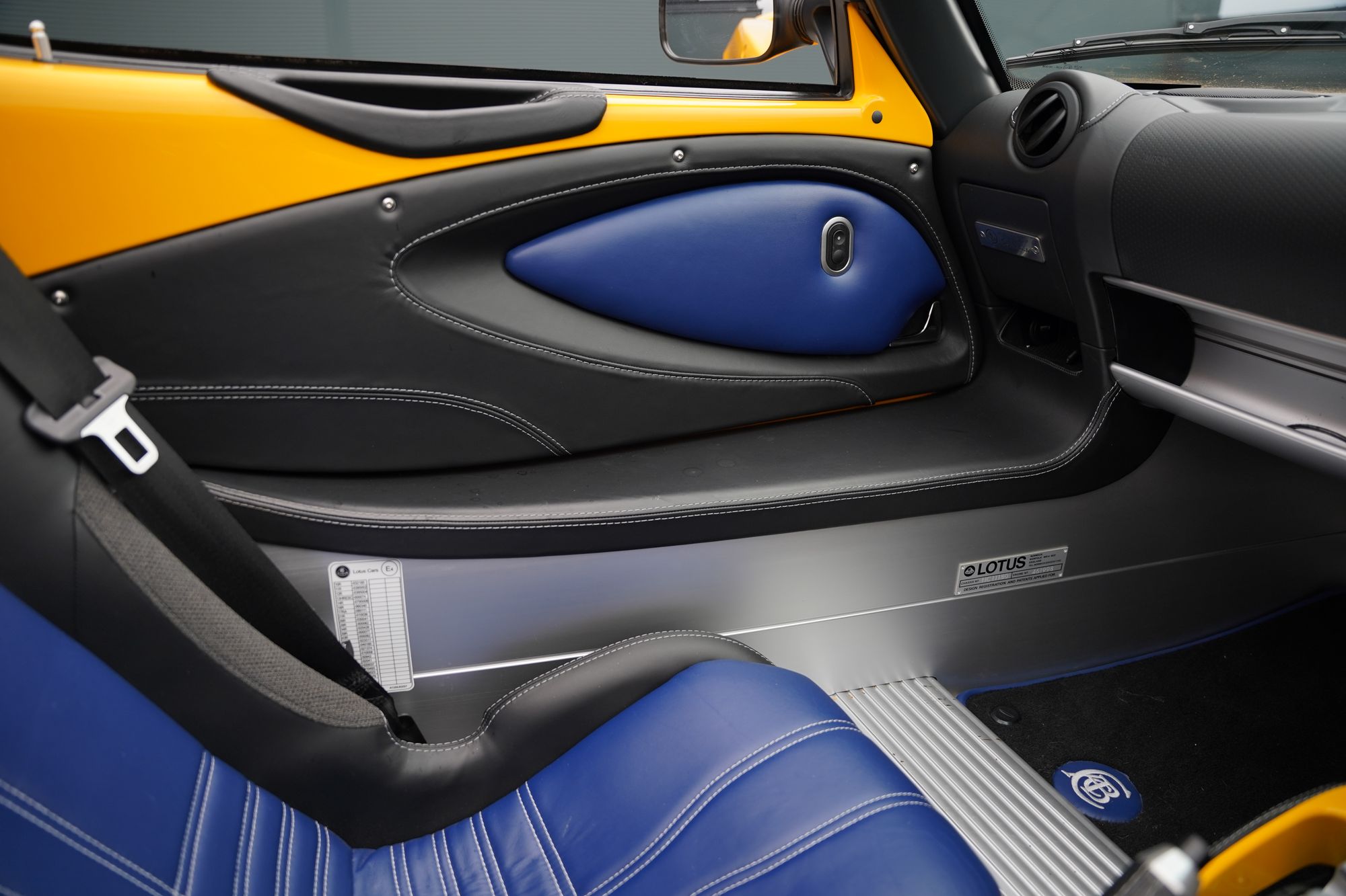 2018 Lotus Elise Sport 220 '99T Camel'