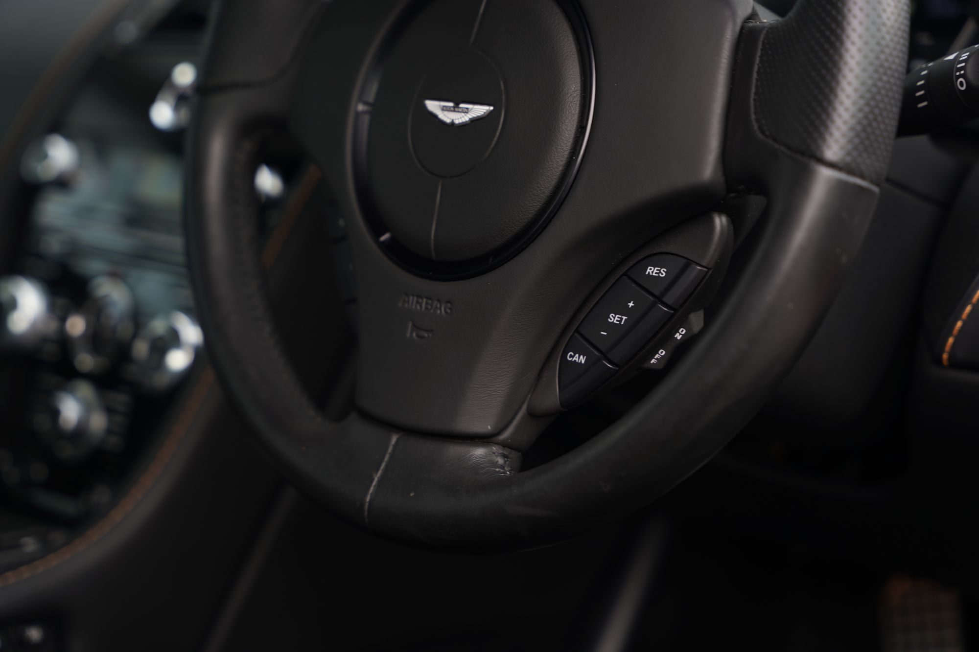 2012 Aston Martin V12 Vantage Manual