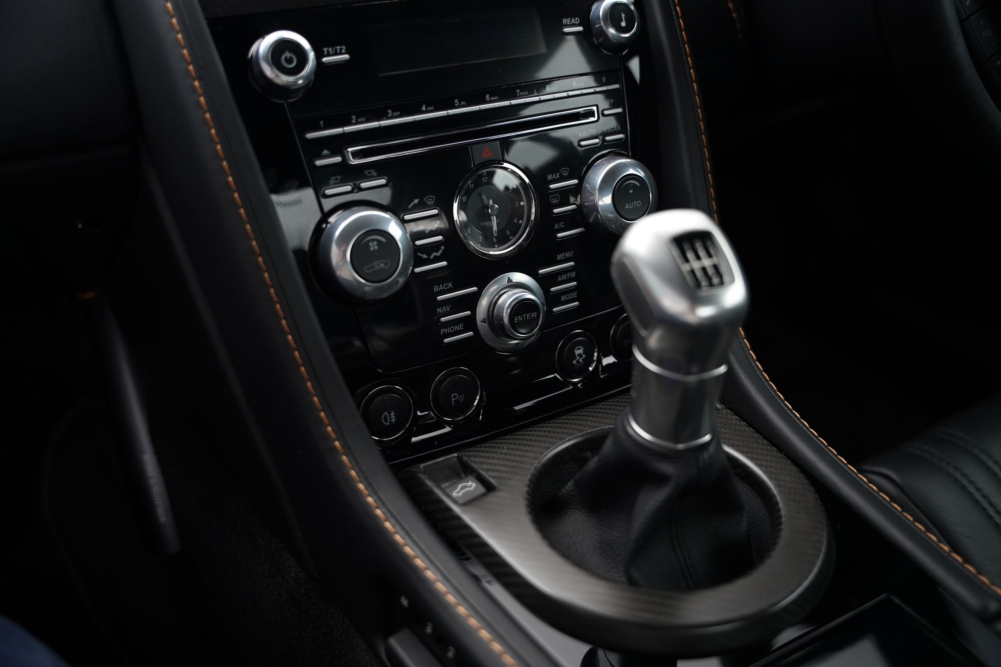 2012 Aston Martin V12 Vantage Manual
