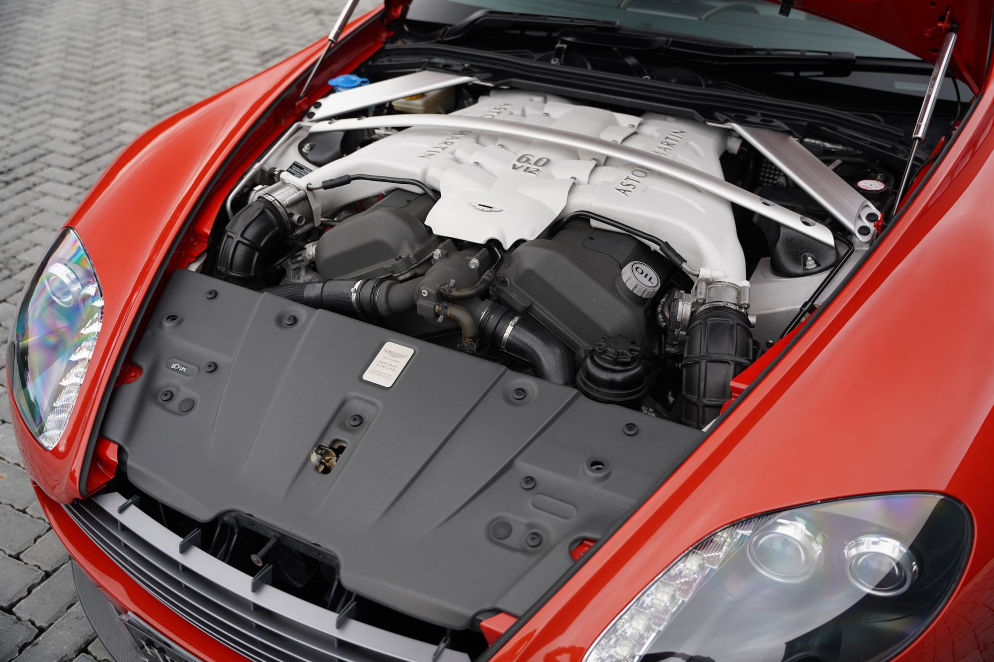 2012 Aston Martin V12 Vantage Manual