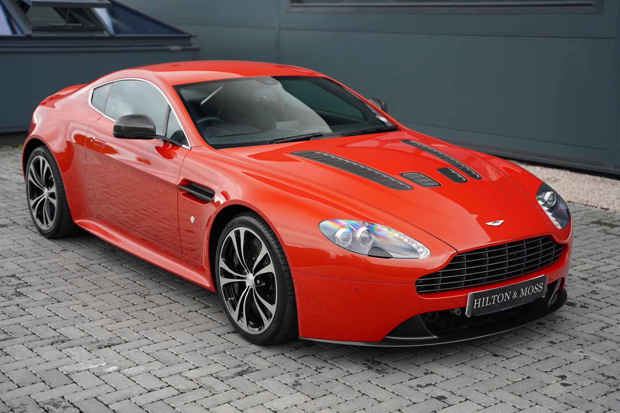 2012 Aston Martin V12 Vantage Manual