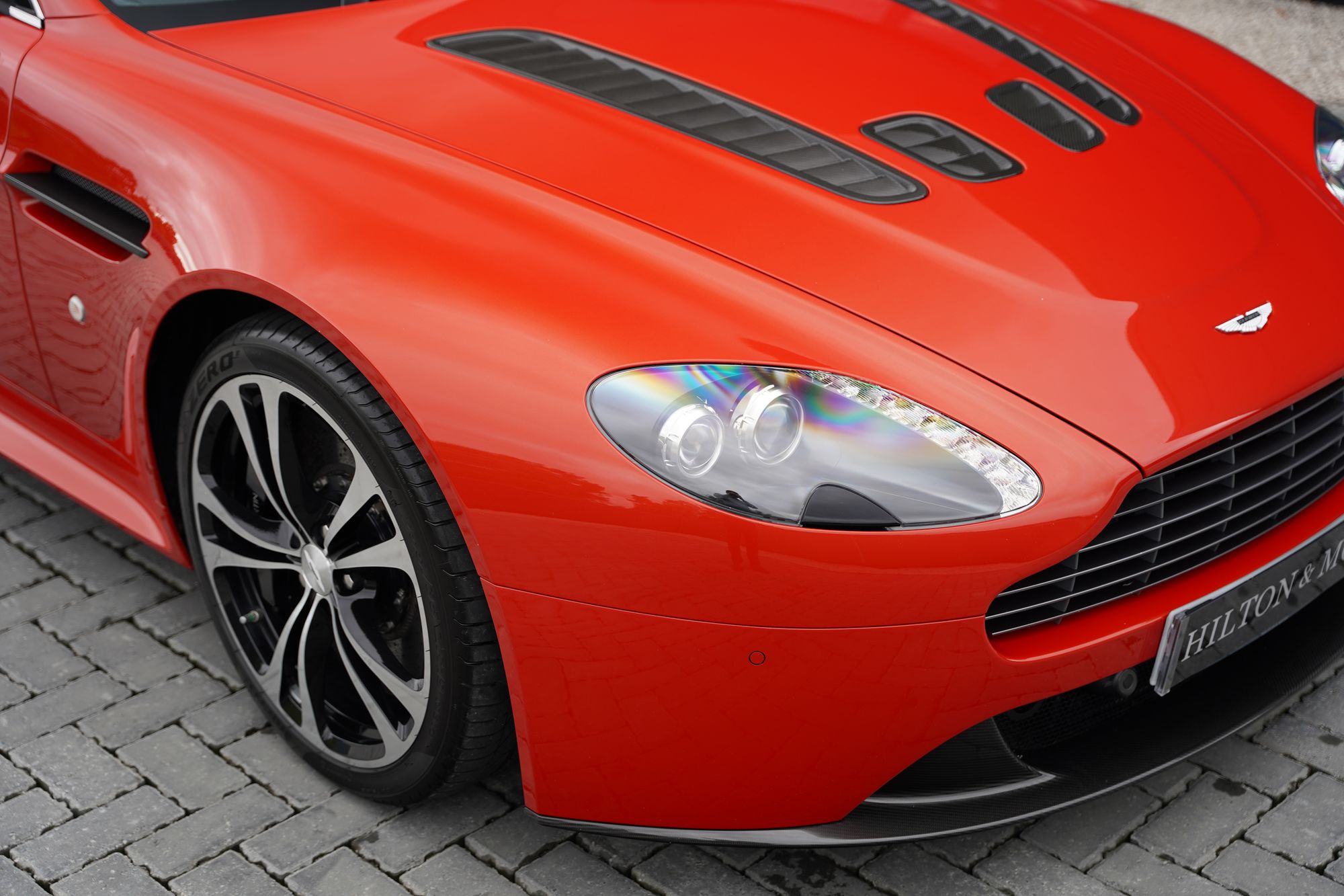 2012 Aston Martin V12 Vantage Manual