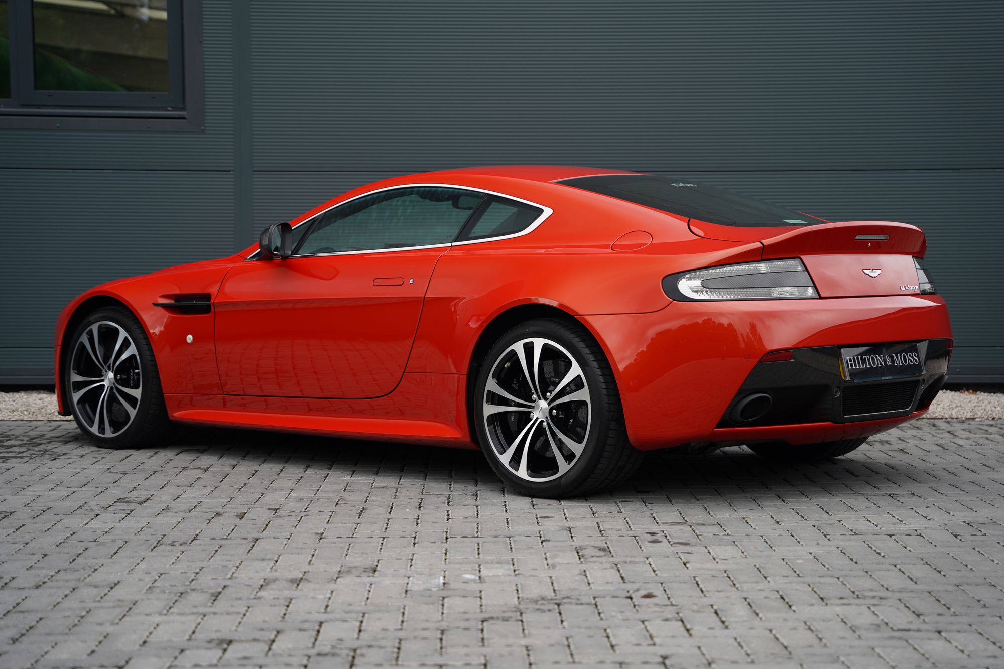 2012 Aston Martin V12 Vantage Manual