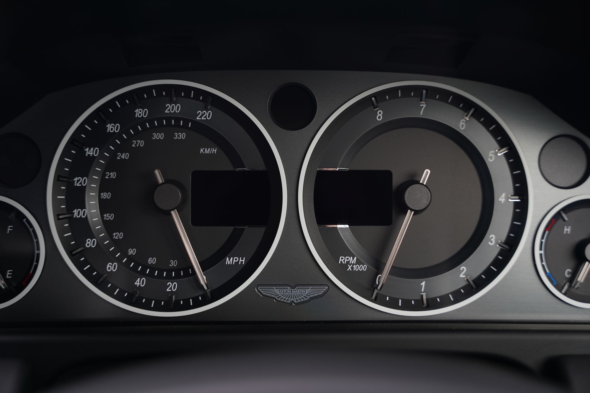 2012 Aston Martin V12 Vantage Manual
