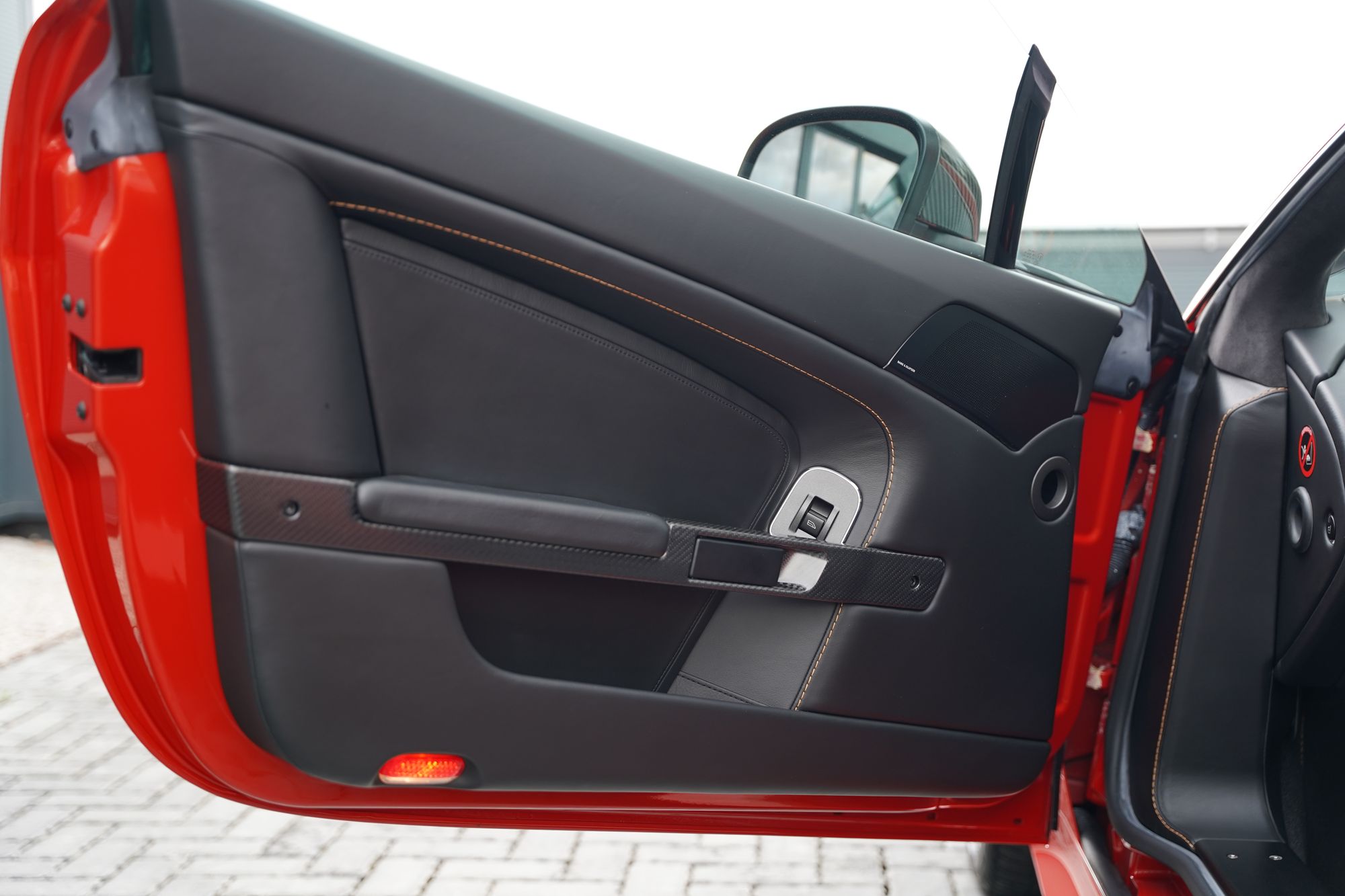 2012 Aston Martin V12 Vantage Manual