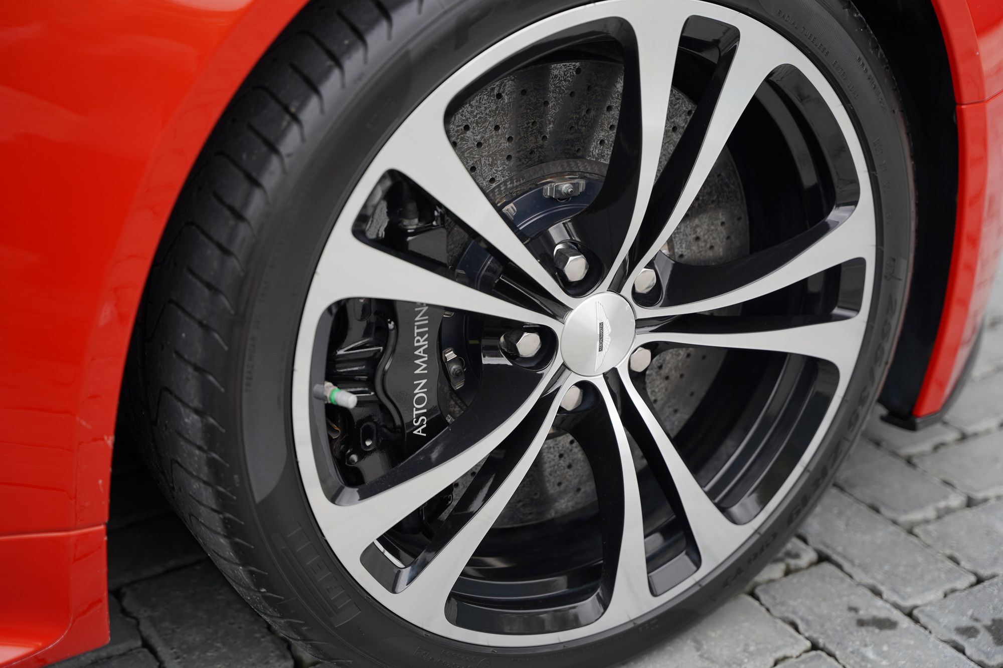 2012 Aston Martin V12 Vantage Manual