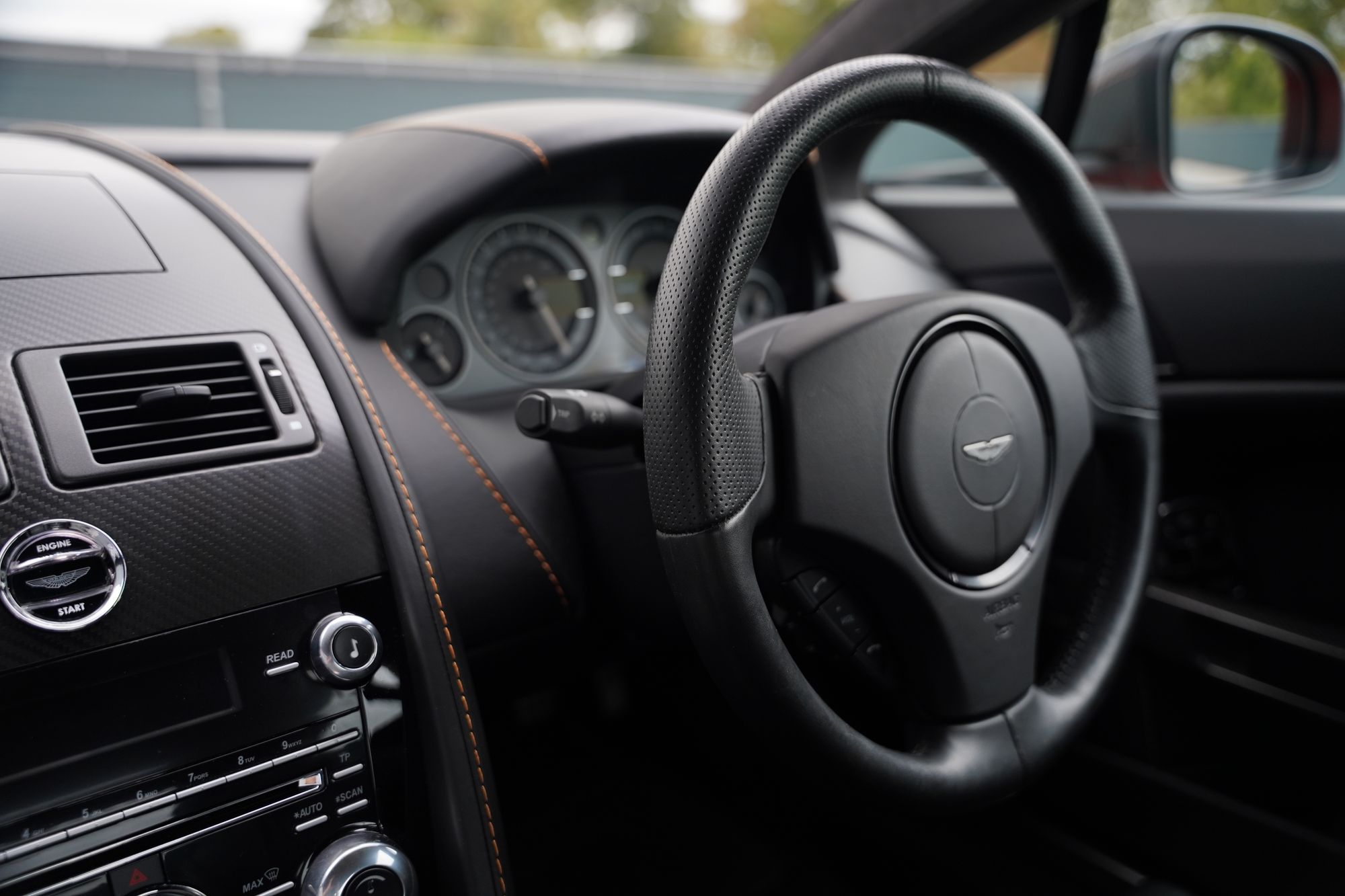 2012 Aston Martin V12 Vantage Manual