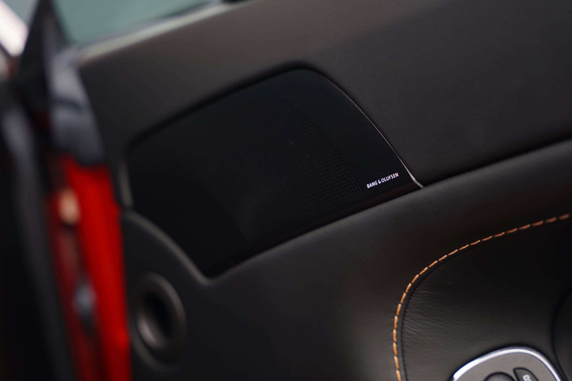 2012 Aston Martin V12 Vantage Manual