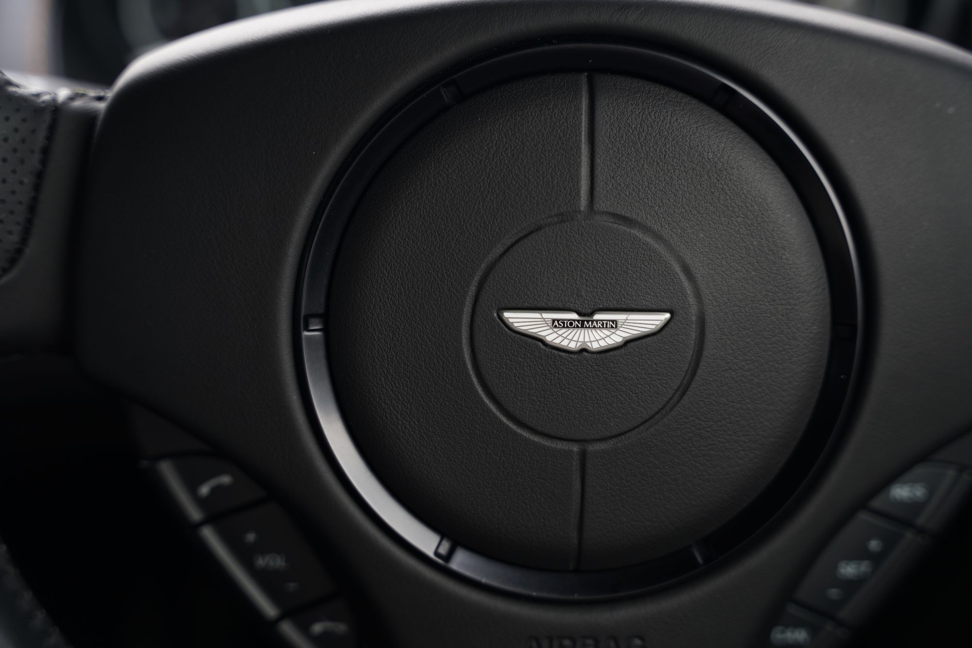 2012 Aston Martin V12 Vantage Manual