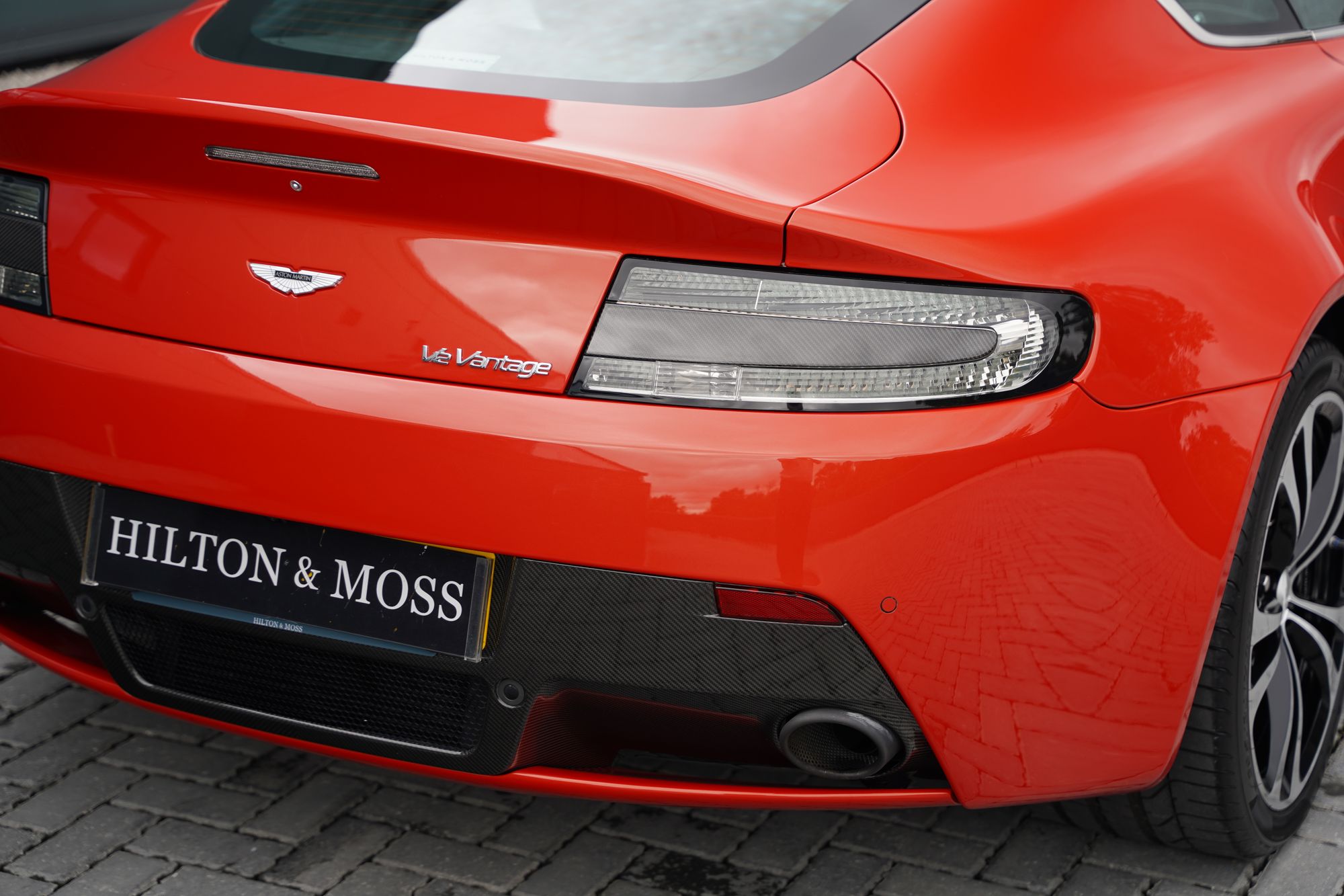 2012 Aston Martin V12 Vantage Manual