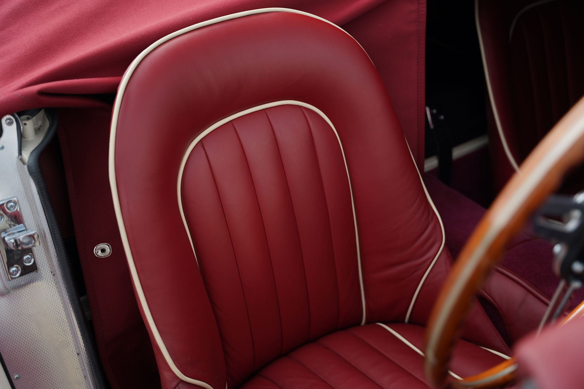 1958 Austin Healey 100-6 M BN6