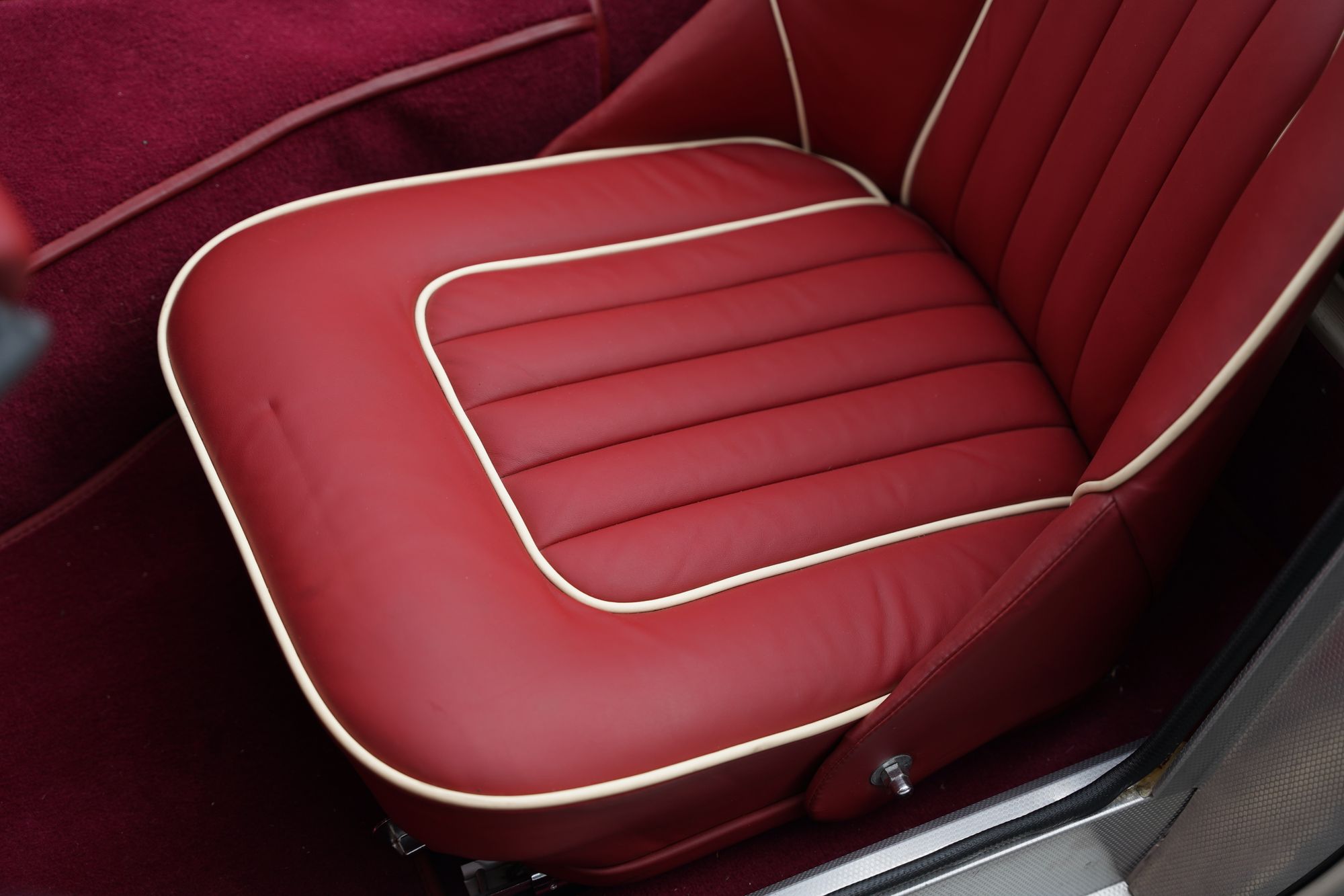 1958 Austin Healey 100-6 M BN6