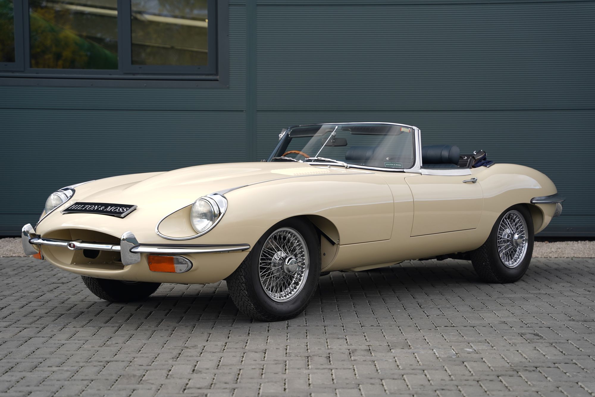 1969 Jaguar E-Type Series 2 4.2 Roadster