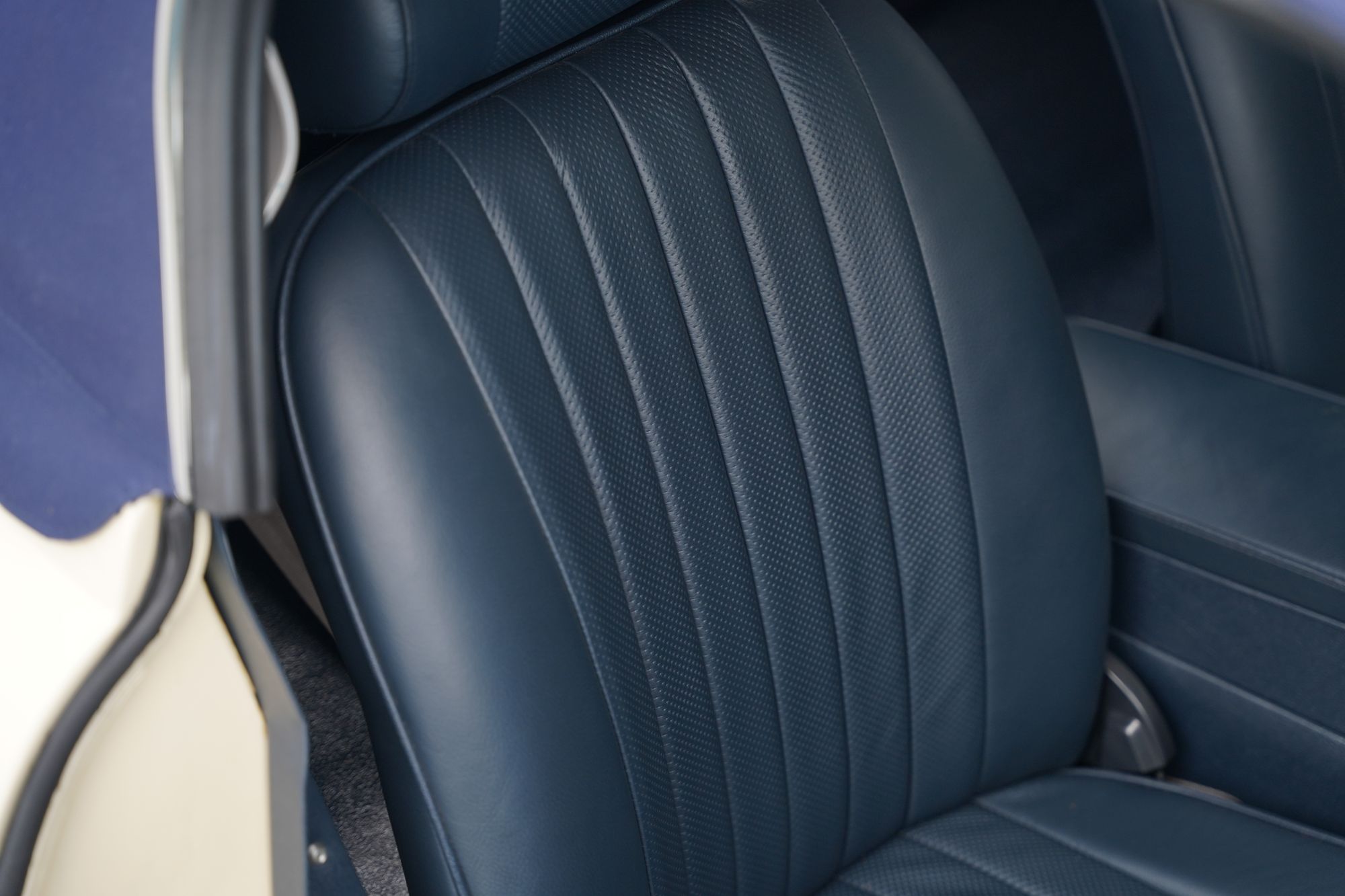 1969 Jaguar E-Type Series 2 4.2 Roadster