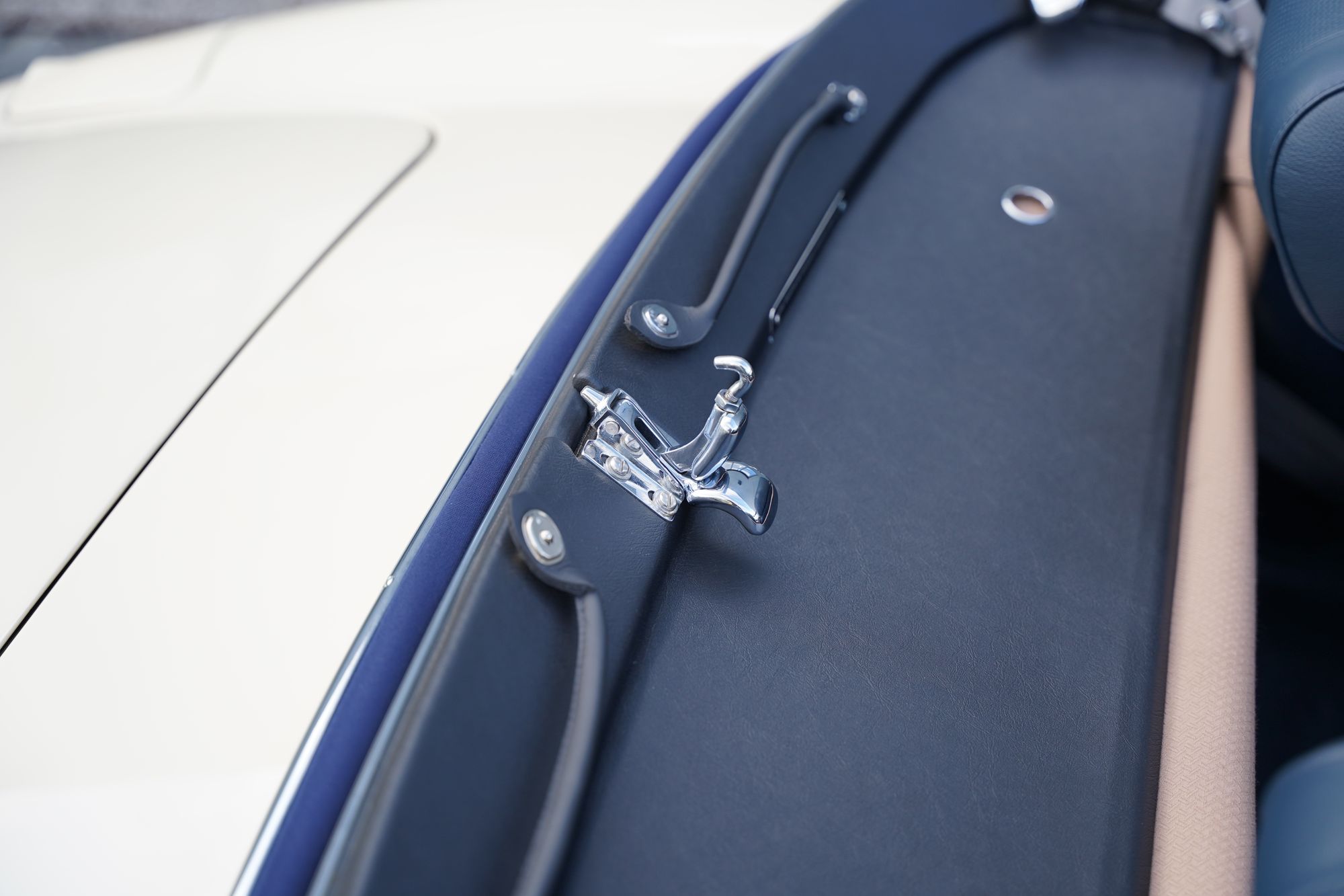 1969 Jaguar E-Type Series 2 4.2 Roadster