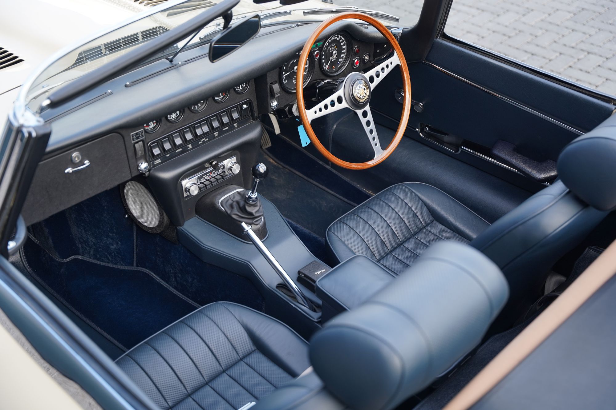 1969 Jaguar E-Type Series 2 4.2 Roadster