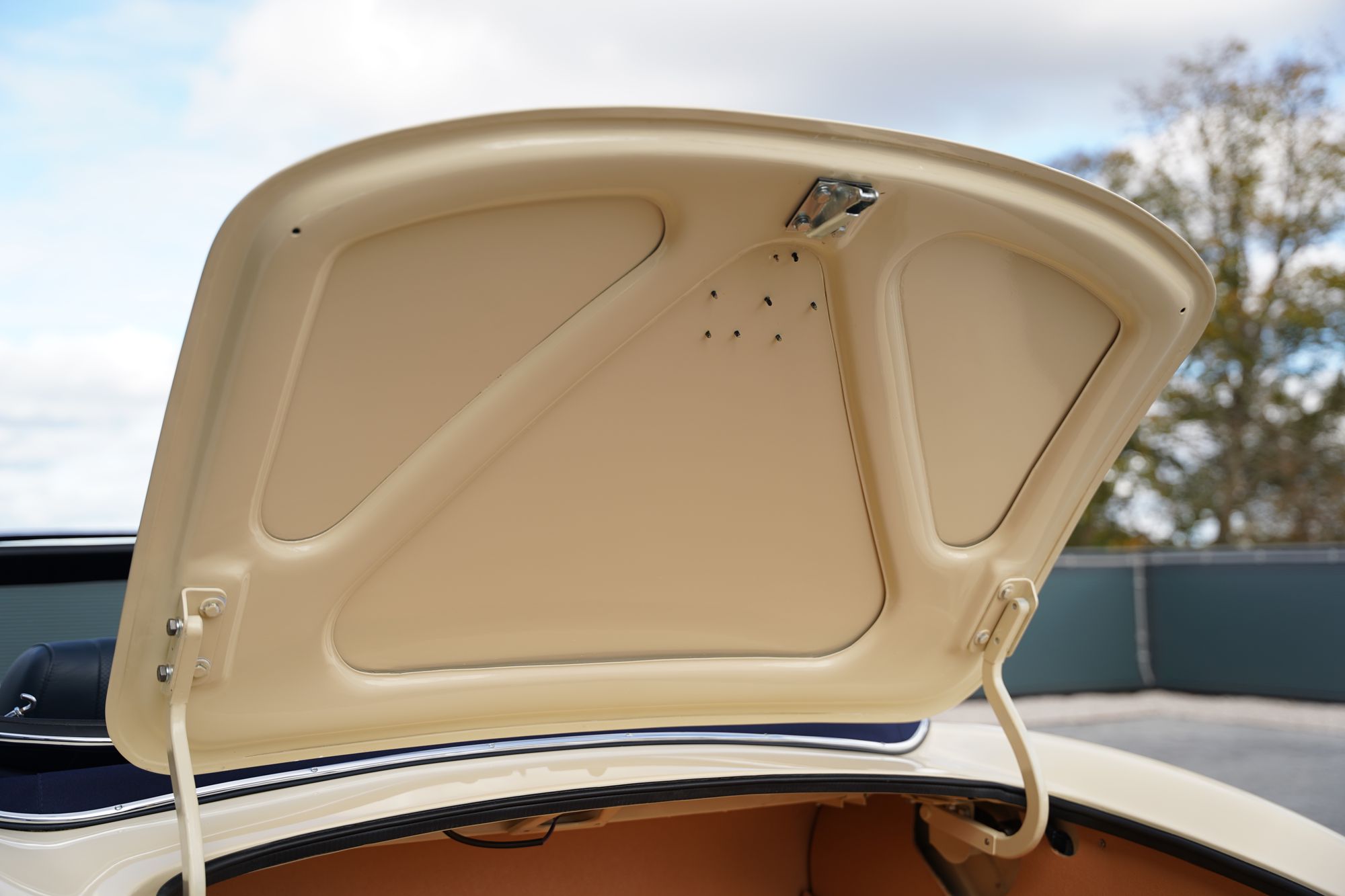 1969 Jaguar E-Type Series 2 4.2 Roadster