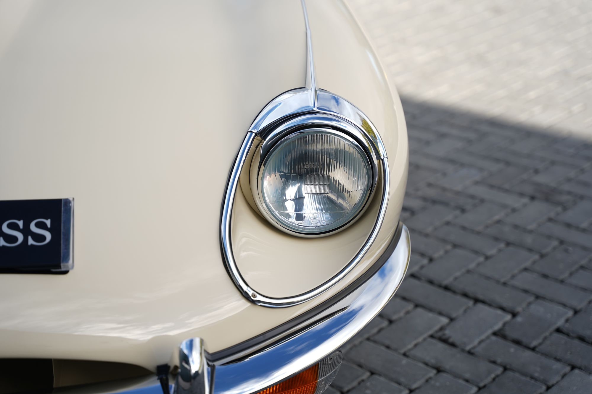1969 Jaguar E-Type Series 2 4.2 Roadster