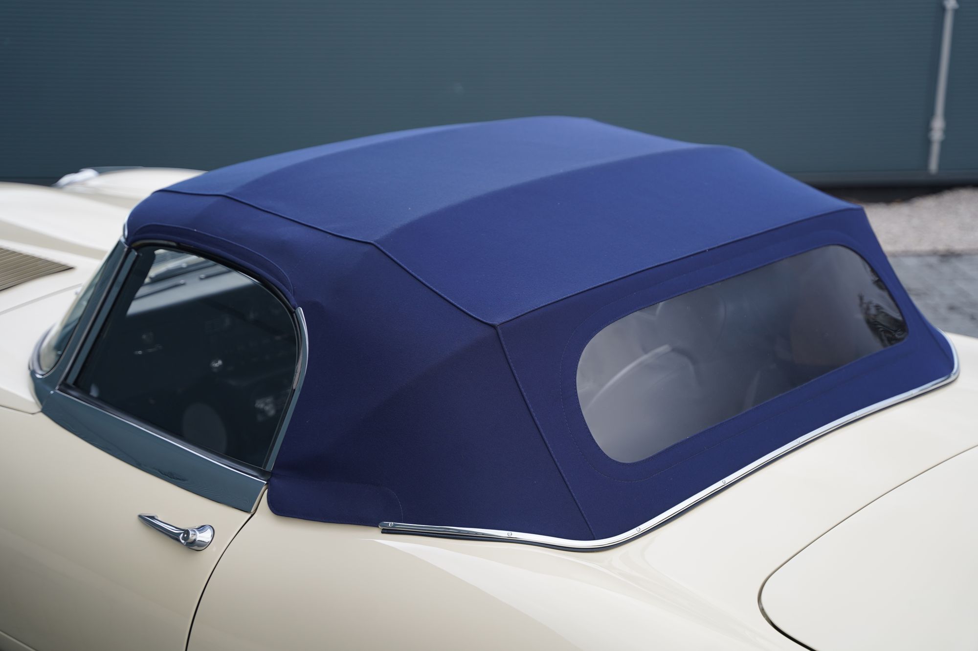 1969 Jaguar E-Type Series 2 4.2 Roadster