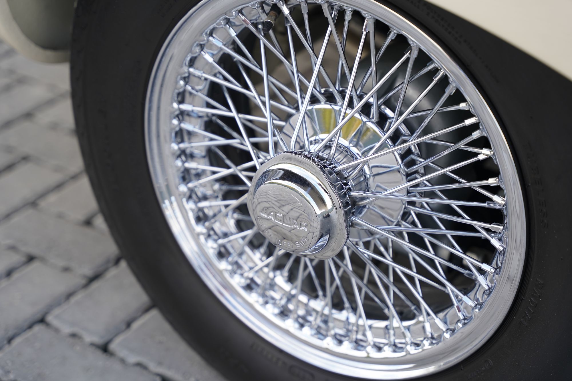 1969 Jaguar E-Type Series 2 4.2 Roadster