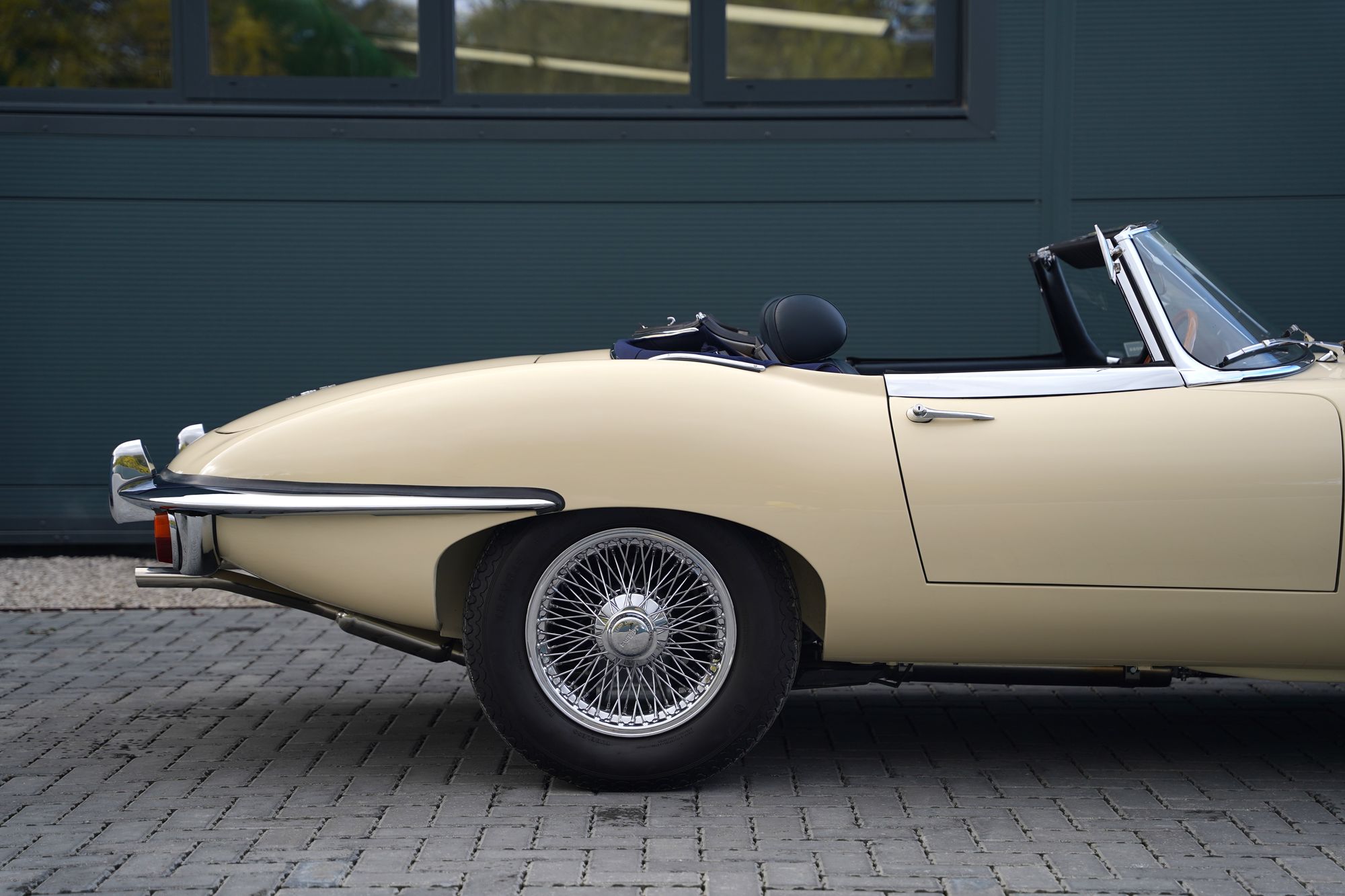 1969 Jaguar E-Type Series 2 4.2 Roadster