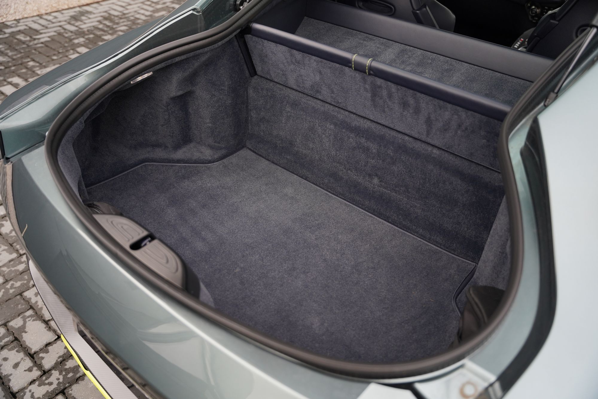 2020 Aston Martin Vantage V8 AMR Hero 59