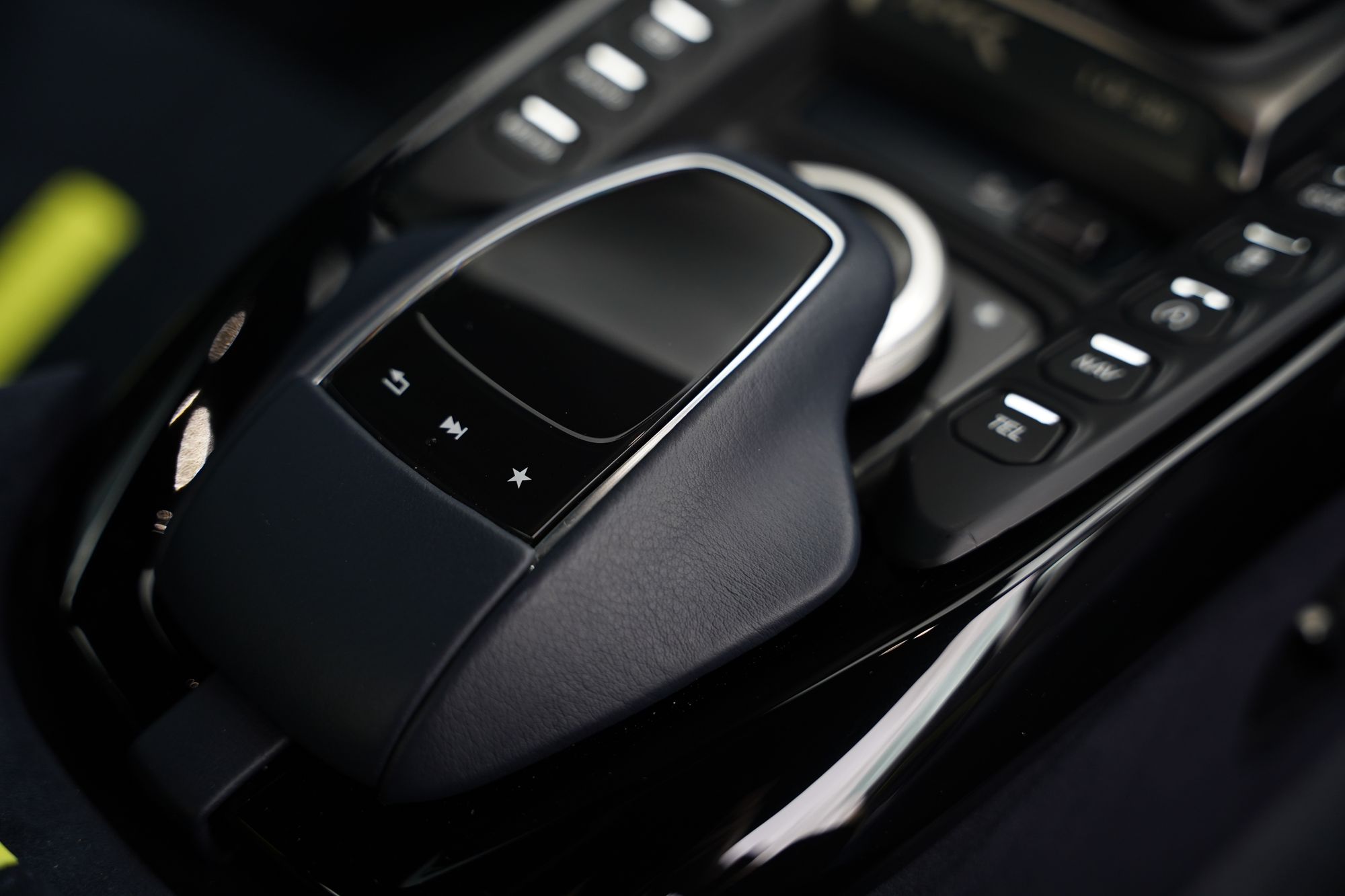 2020 Aston Martin Vantage V8 AMR Hero 59