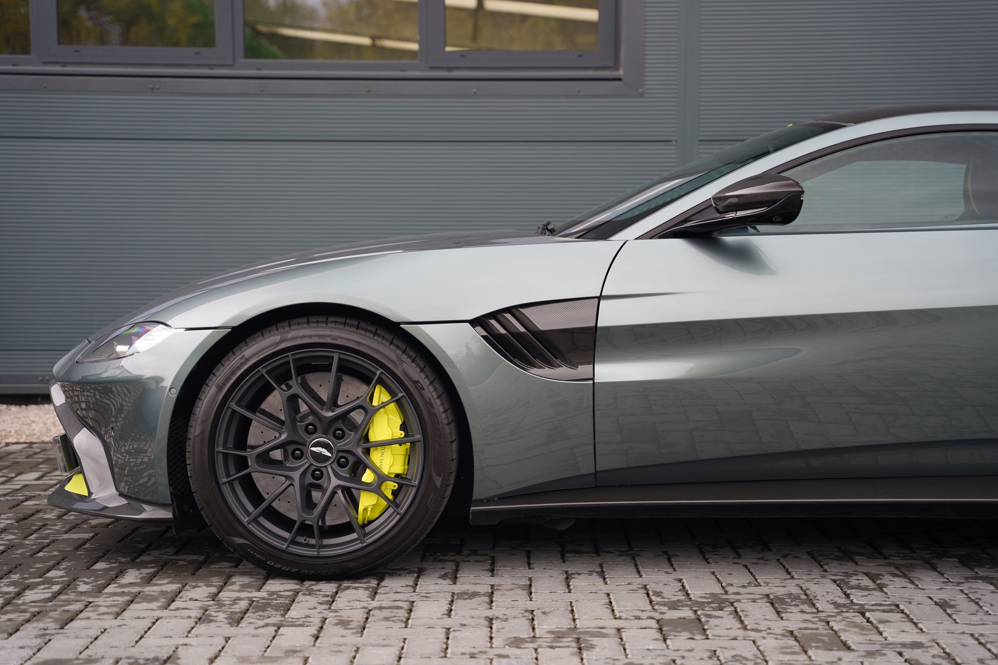 2020 Aston Martin Vantage V8 AMR Hero 59