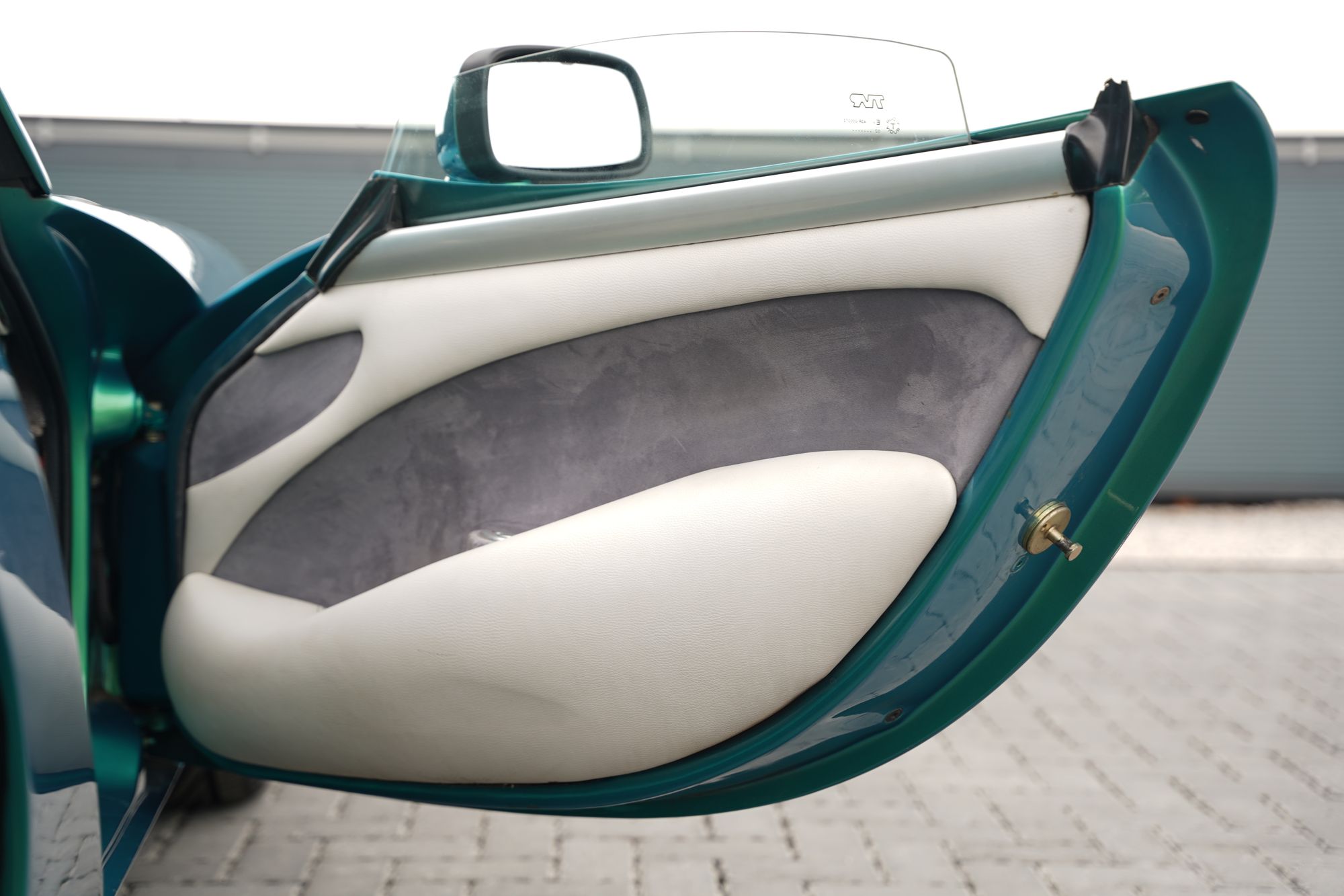 2002 TVR Tuscan