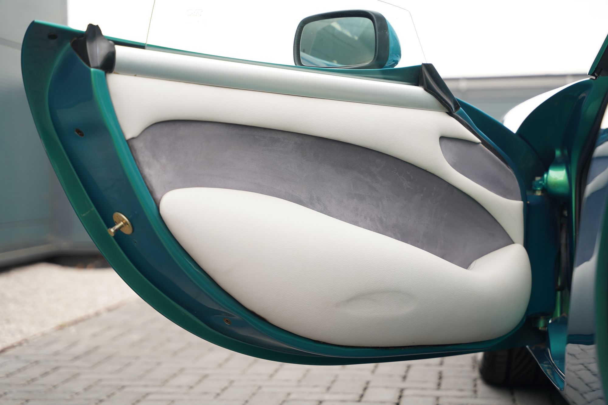2002 TVR Tuscan