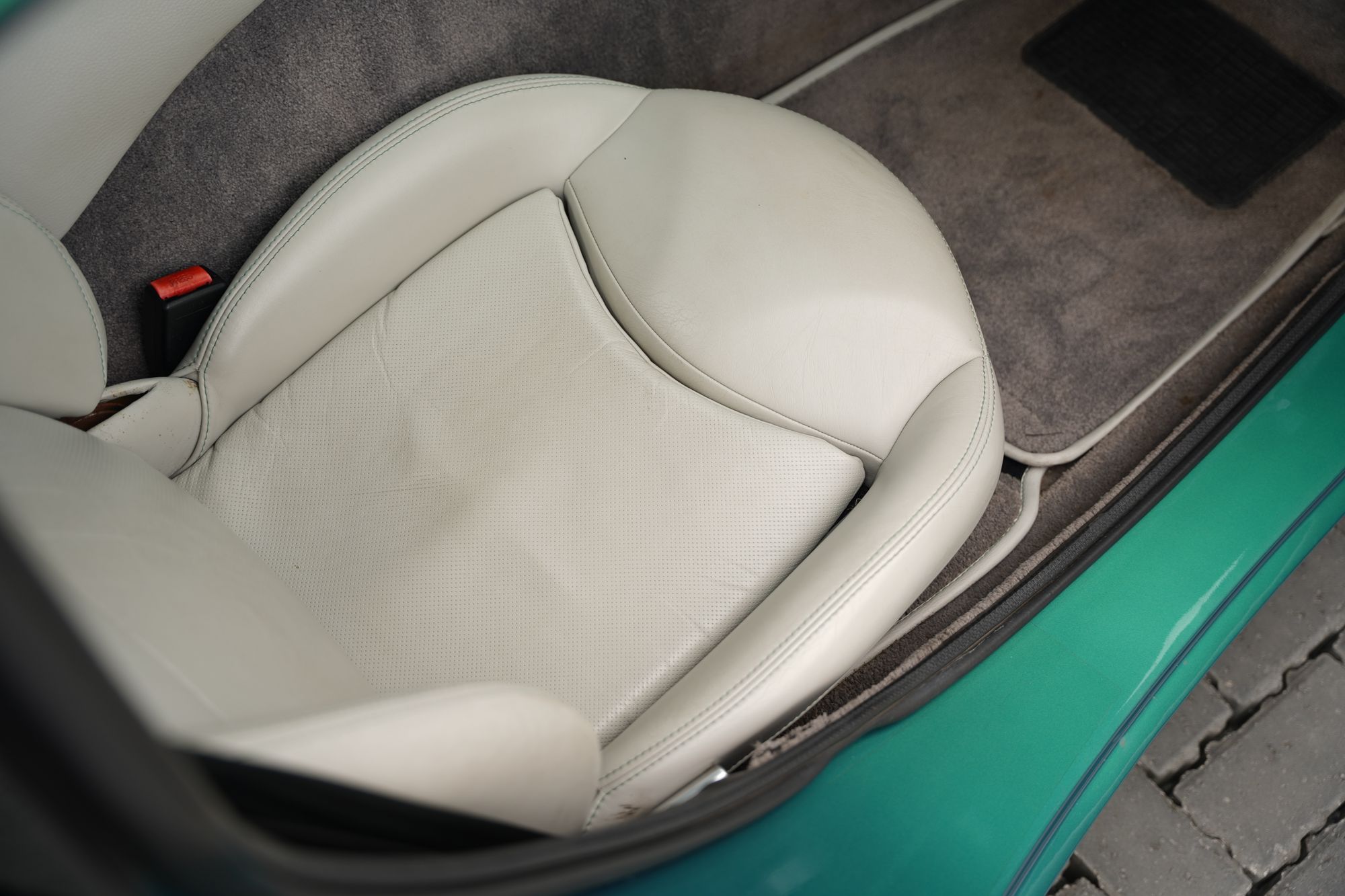 2002 TVR Tuscan
