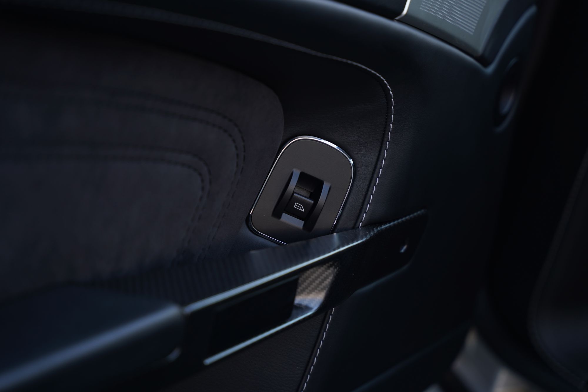 2011 Aston Martin DBS 2+2 Coupe