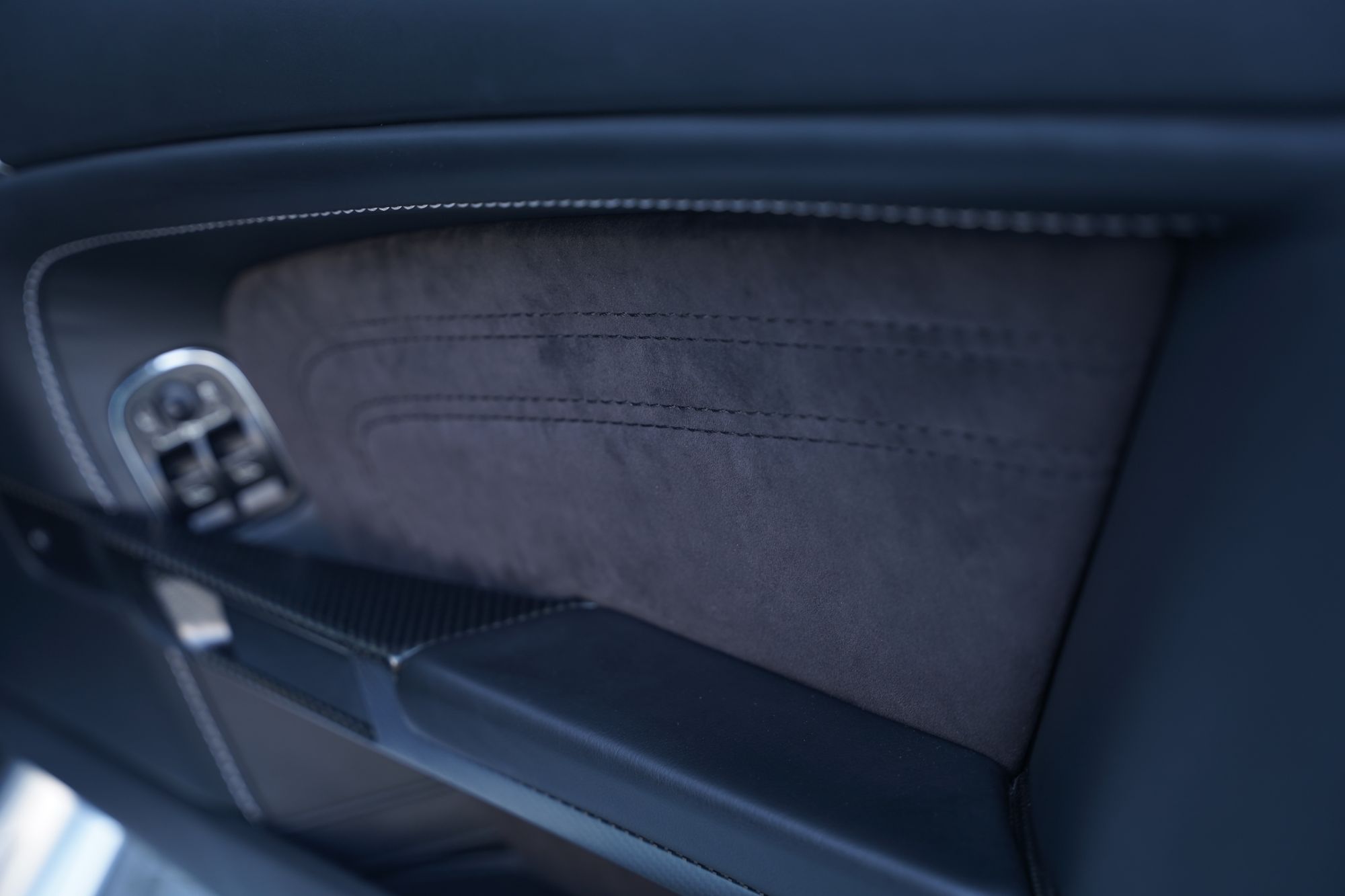 2011 Aston Martin DBS 2+2 Coupe