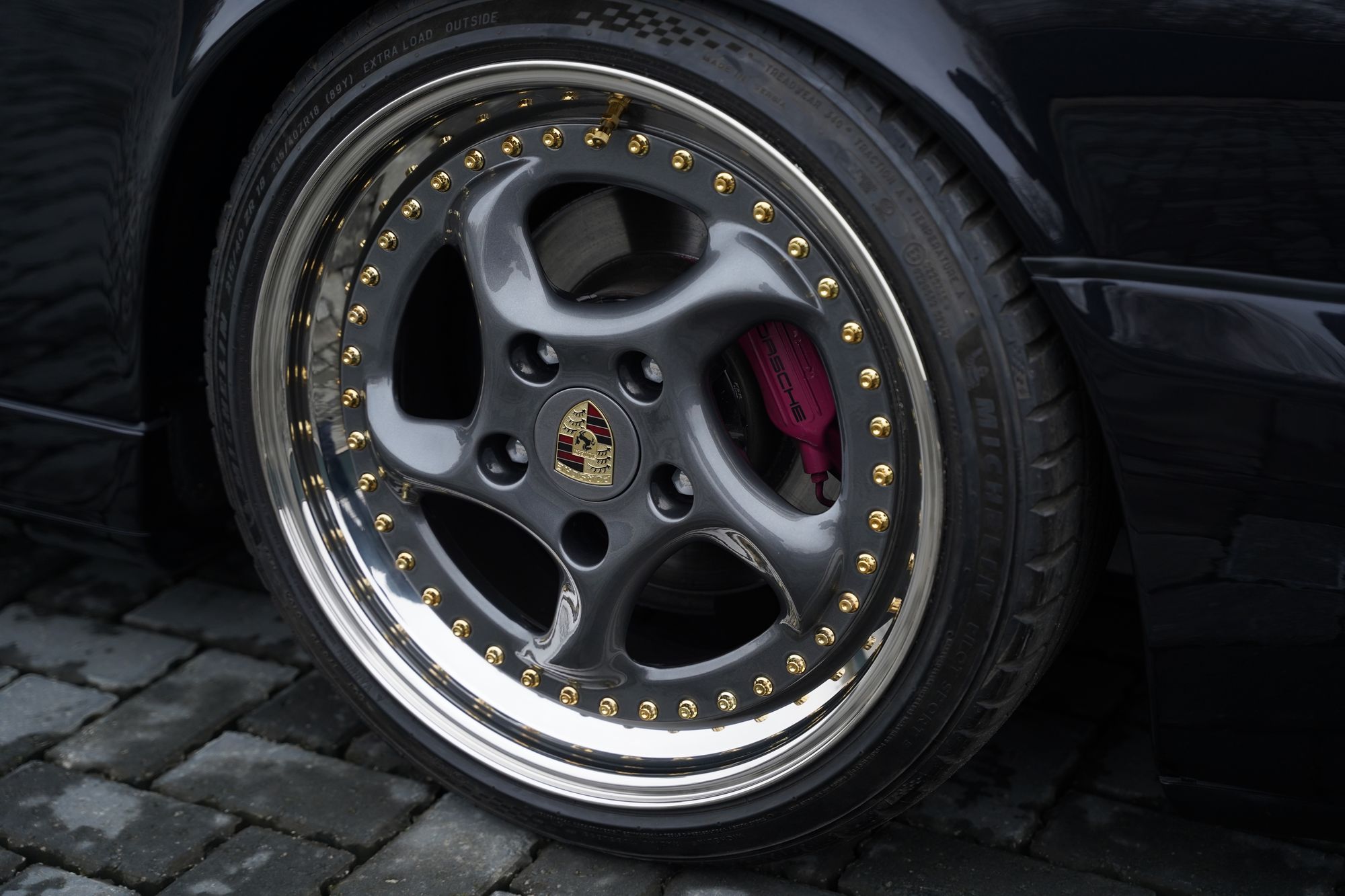 1990 Porsche 911 964 Carrera 4