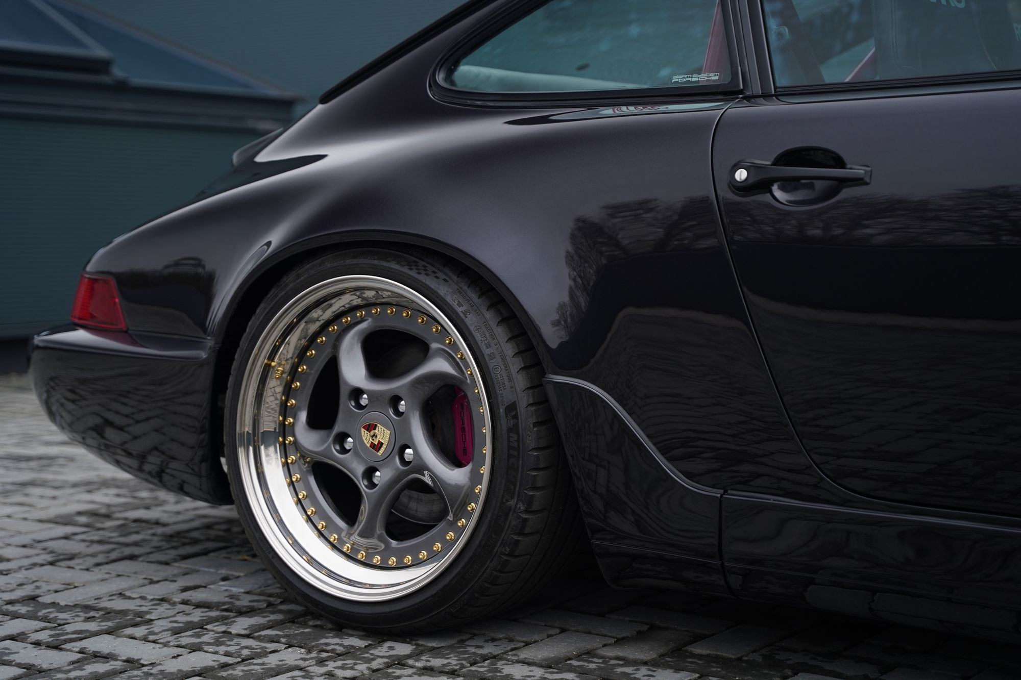 1990 Porsche 911 964 Carrera 4