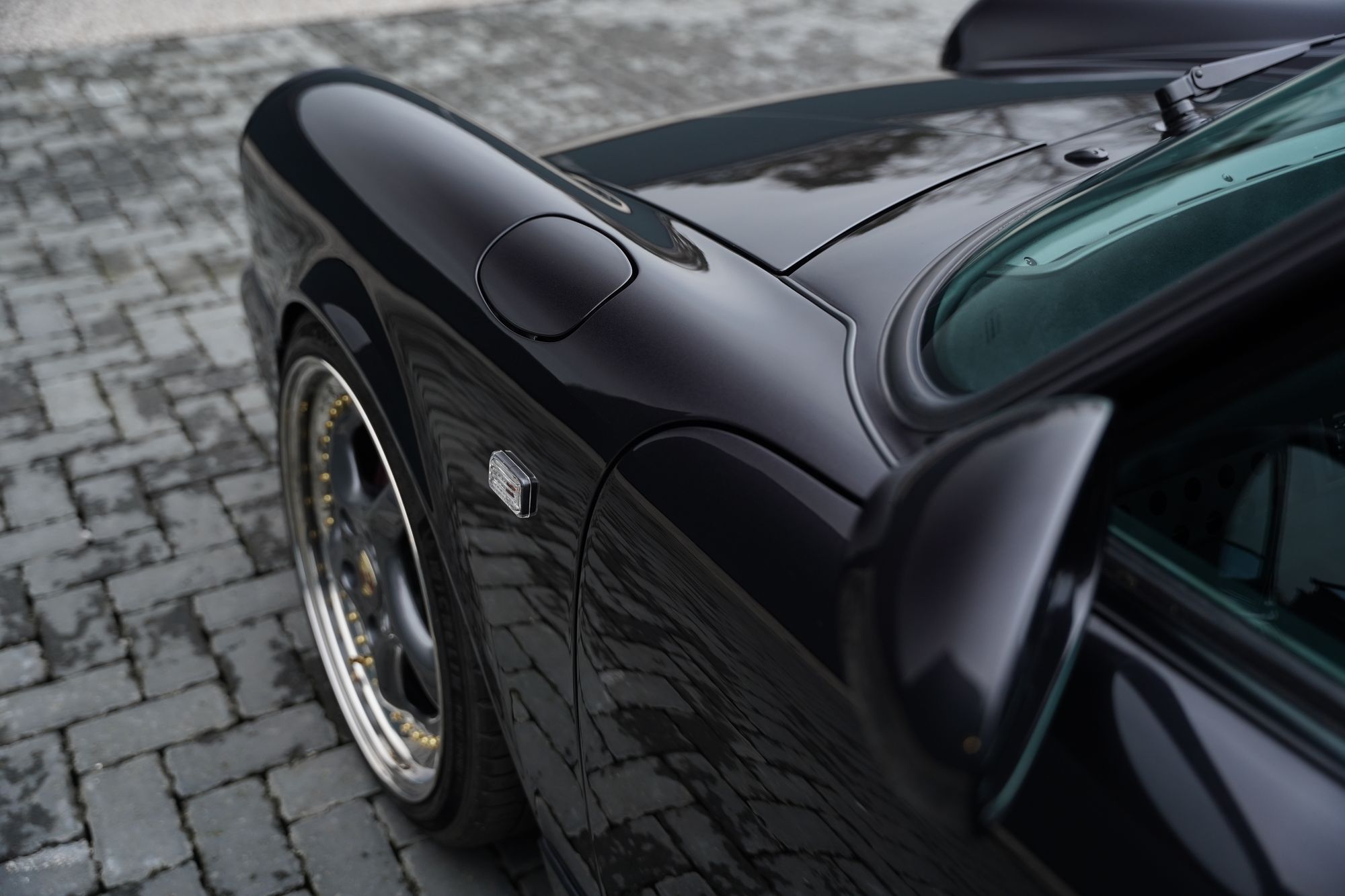 1990 Porsche 911 964 Carrera 4