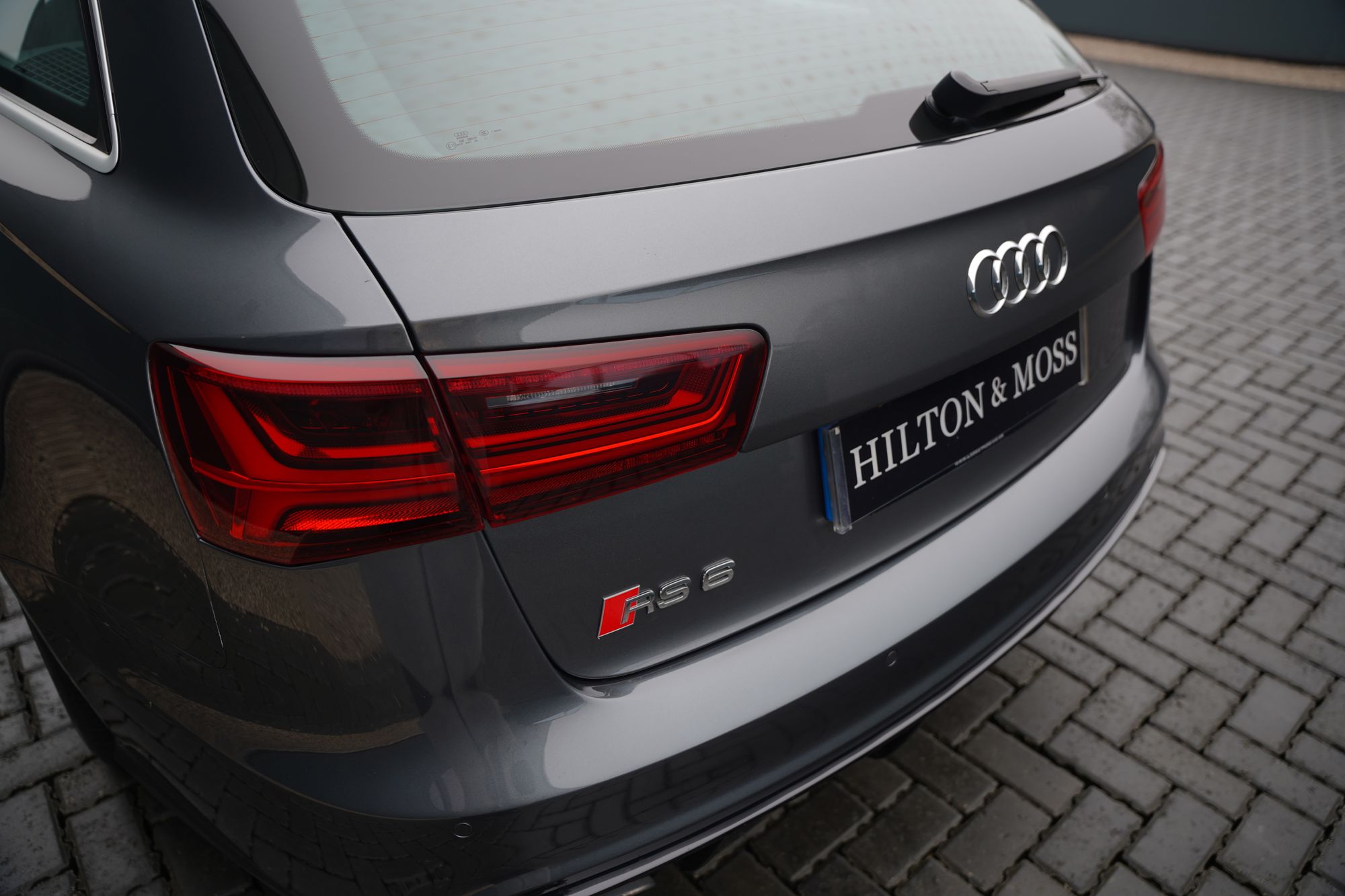 2015 Audi RS6 Avant
