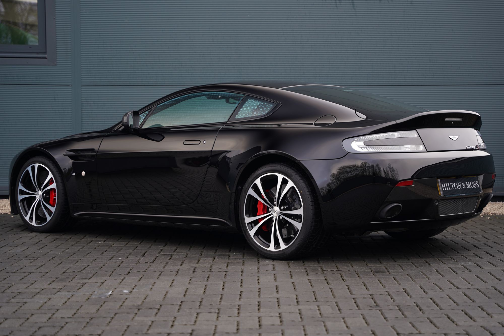 2018 Aston Martin V12 Vantage S