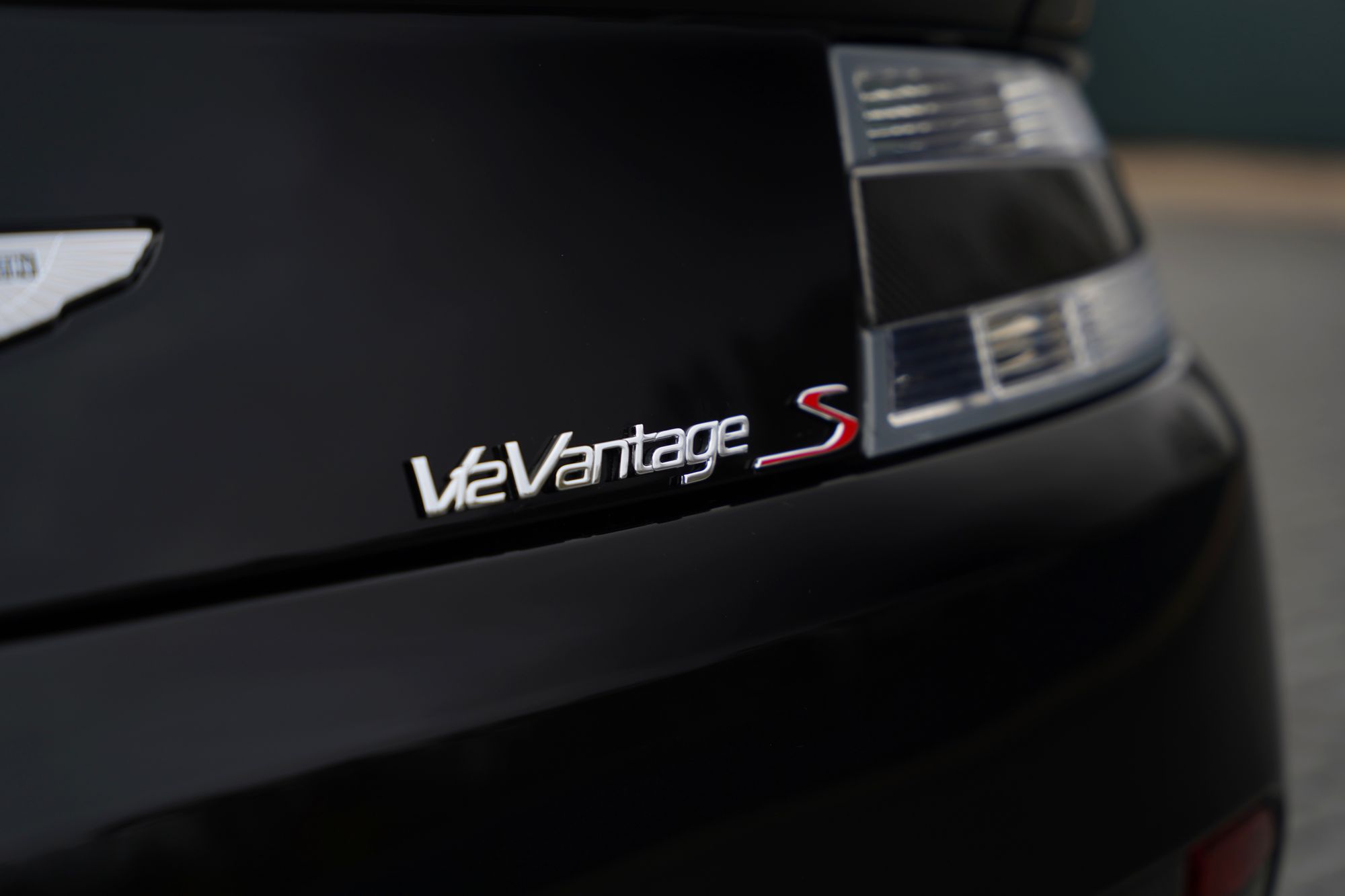 2018 Aston Martin V12 Vantage S