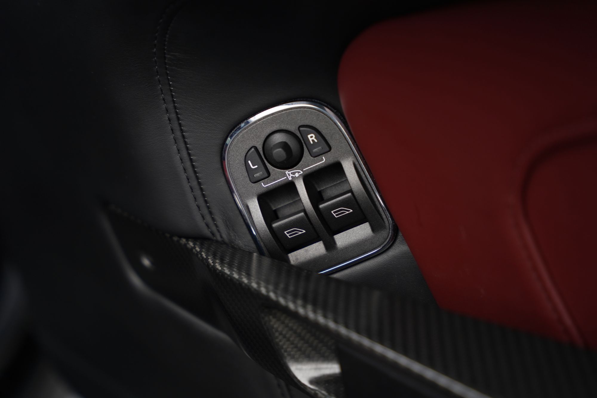 2018 Aston Martin V12 Vantage S