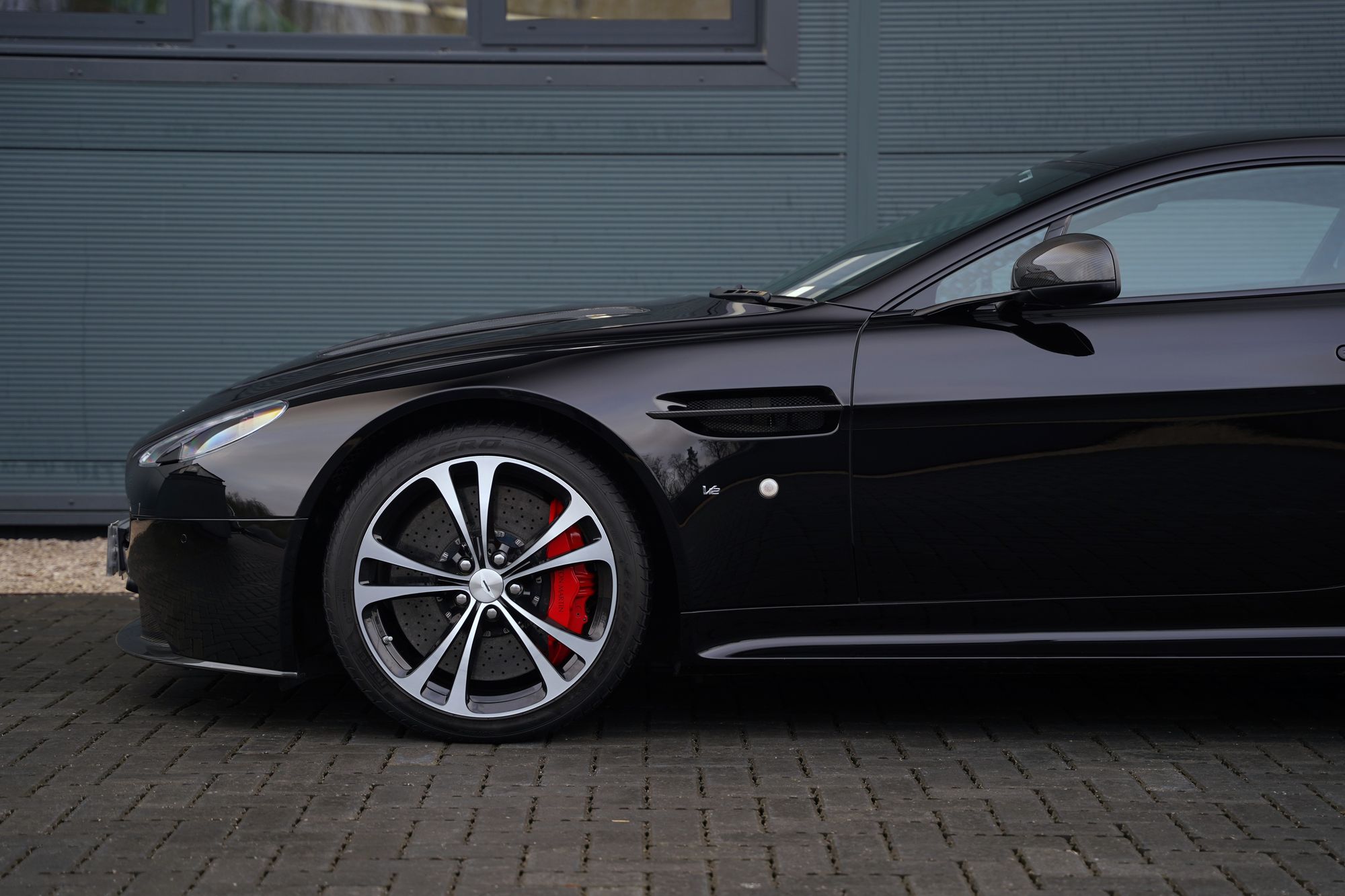 2018 Aston Martin V12 Vantage S