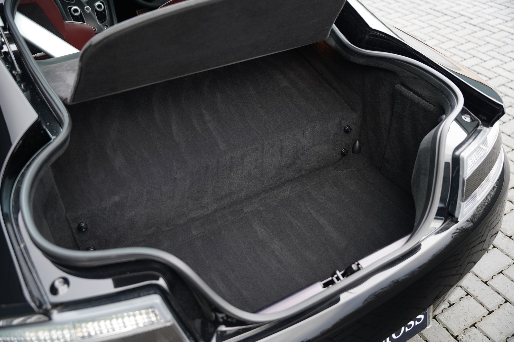 2018 Aston Martin V12 Vantage S