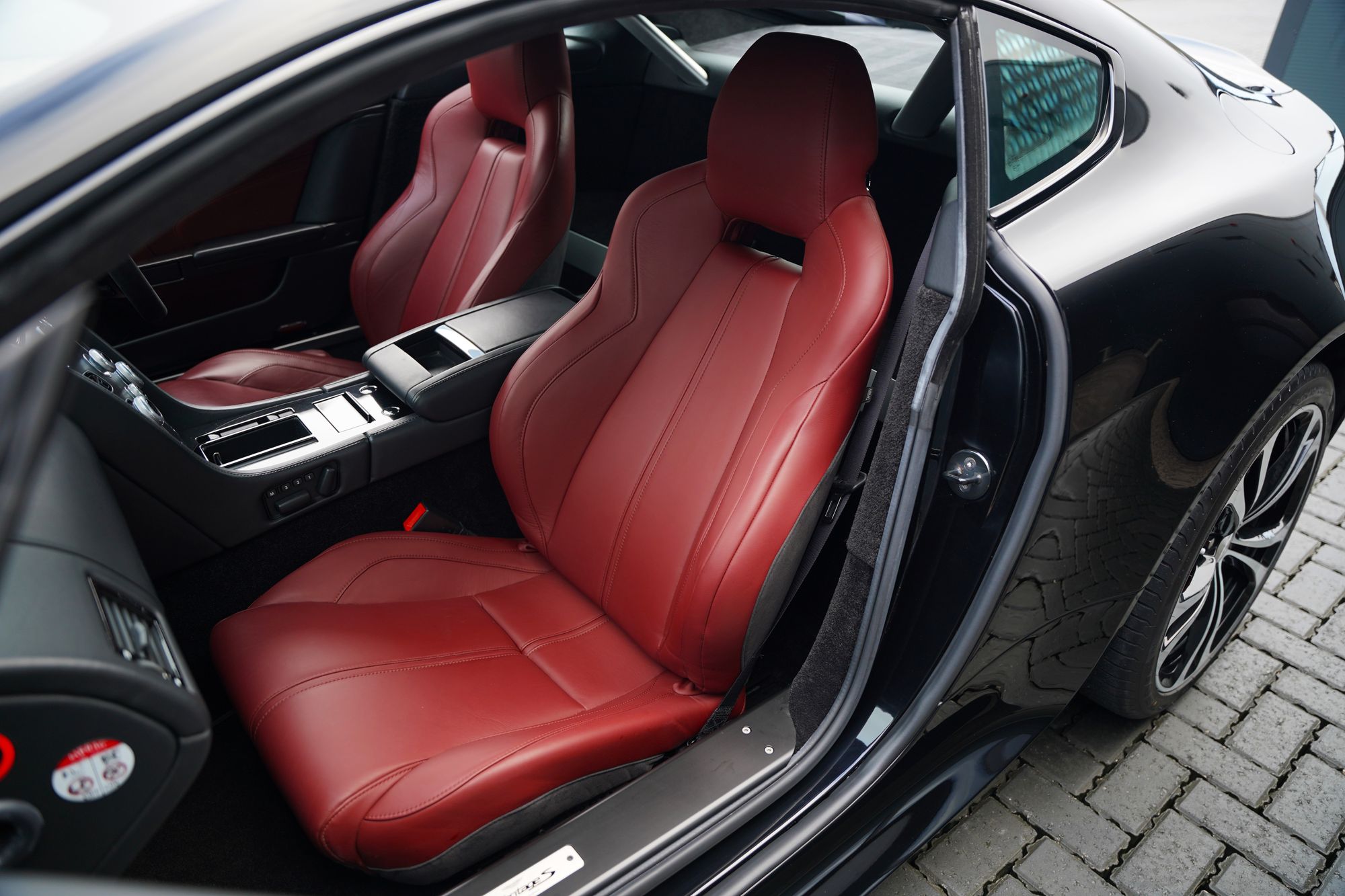 2018 Aston Martin V12 Vantage S