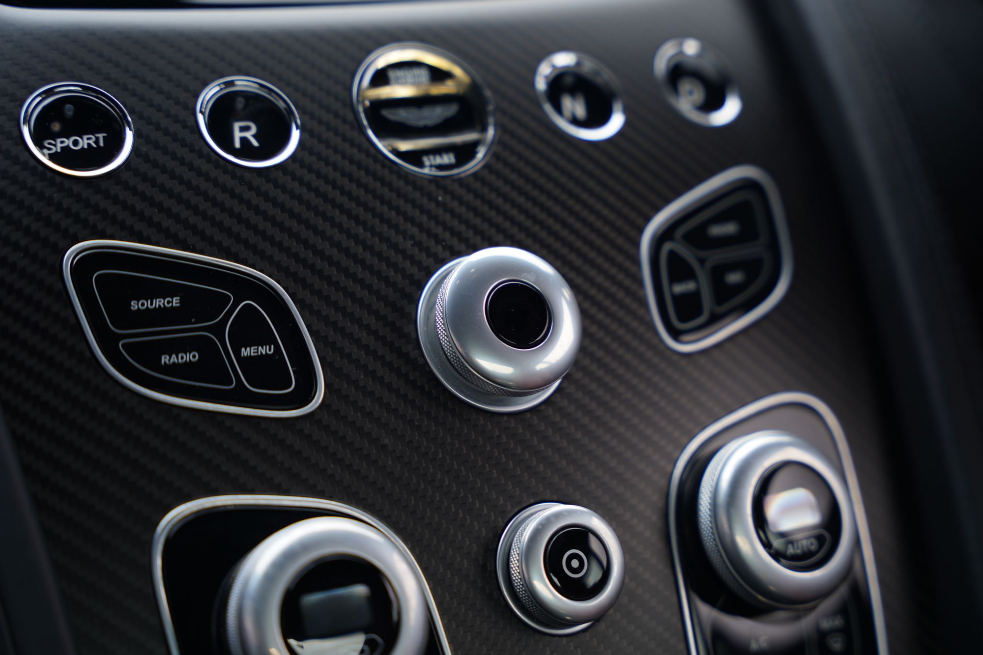 2018 Aston Martin V12 Vantage S