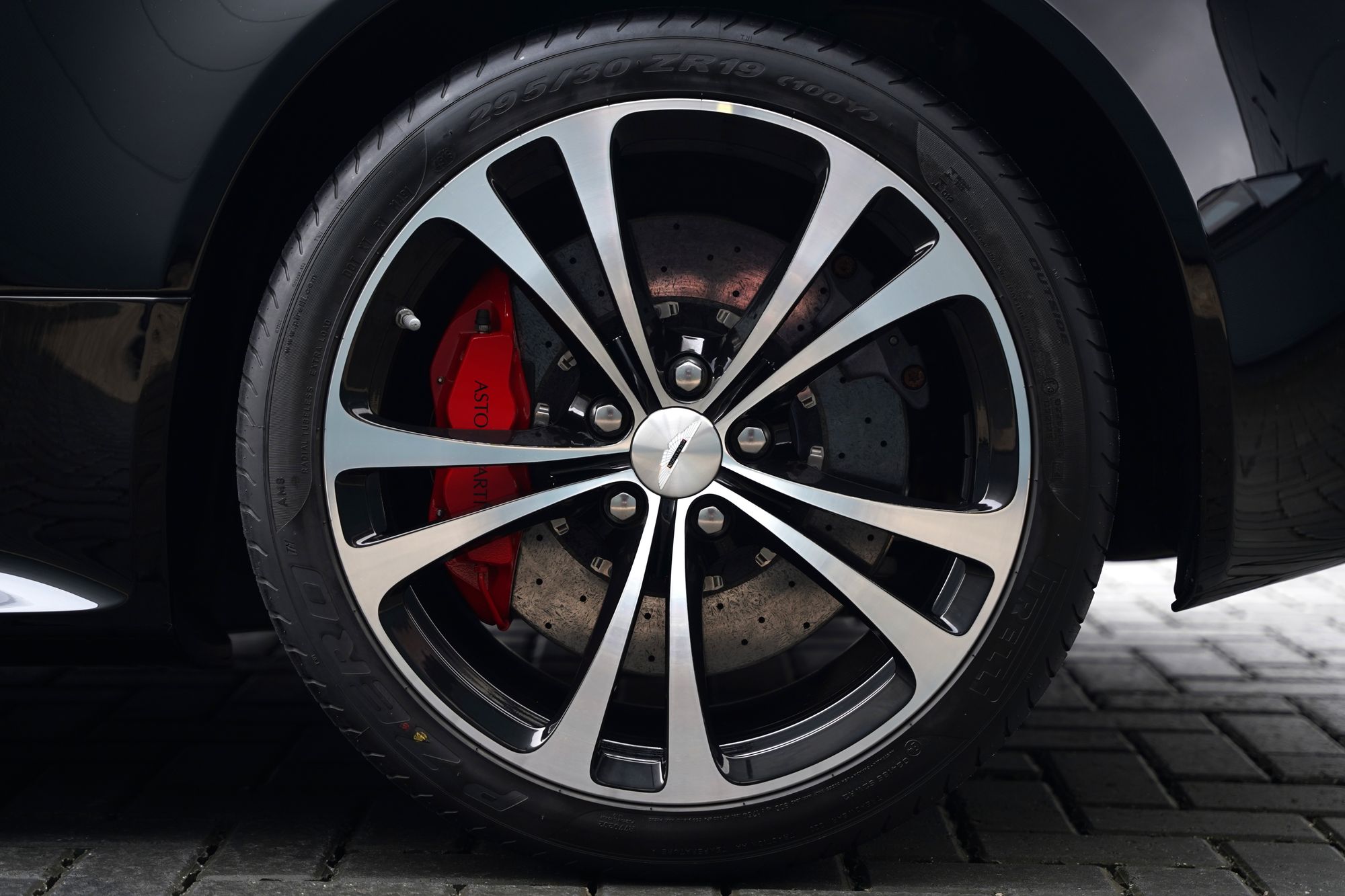 2018 Aston Martin V12 Vantage S