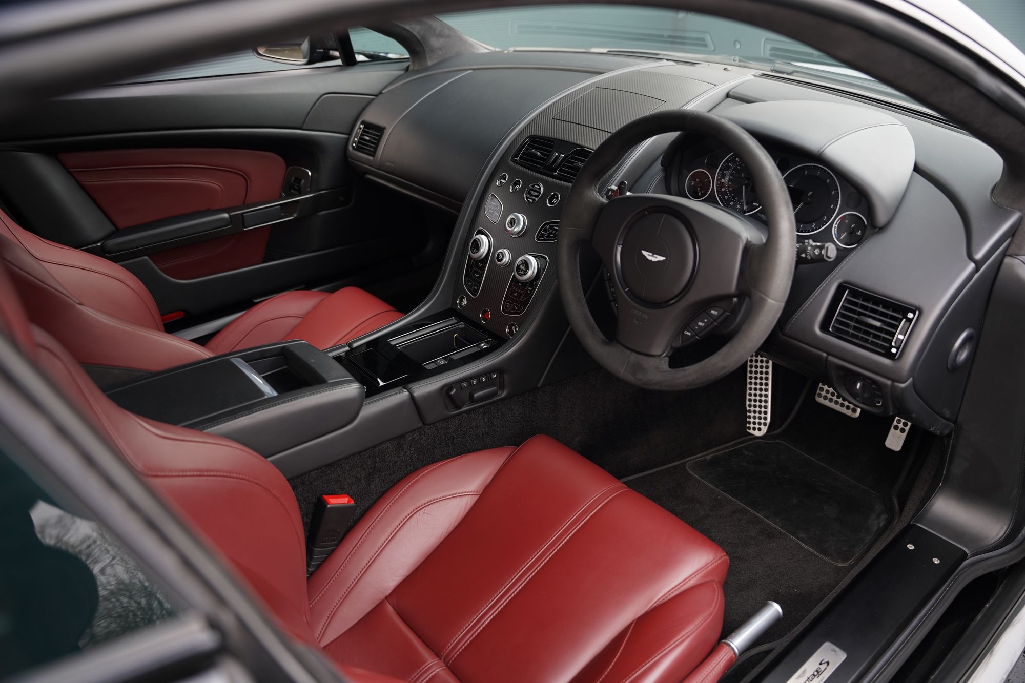 2018 Aston Martin V12 Vantage S