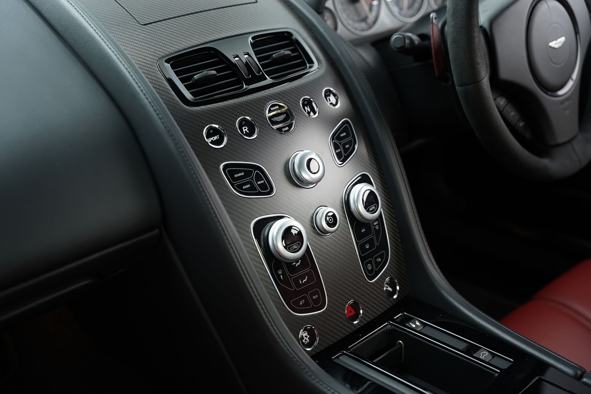 2018 Aston Martin V12 Vantage S