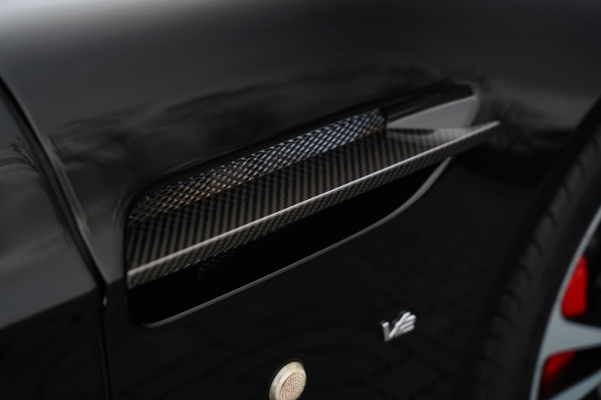 2018 Aston Martin V12 Vantage S