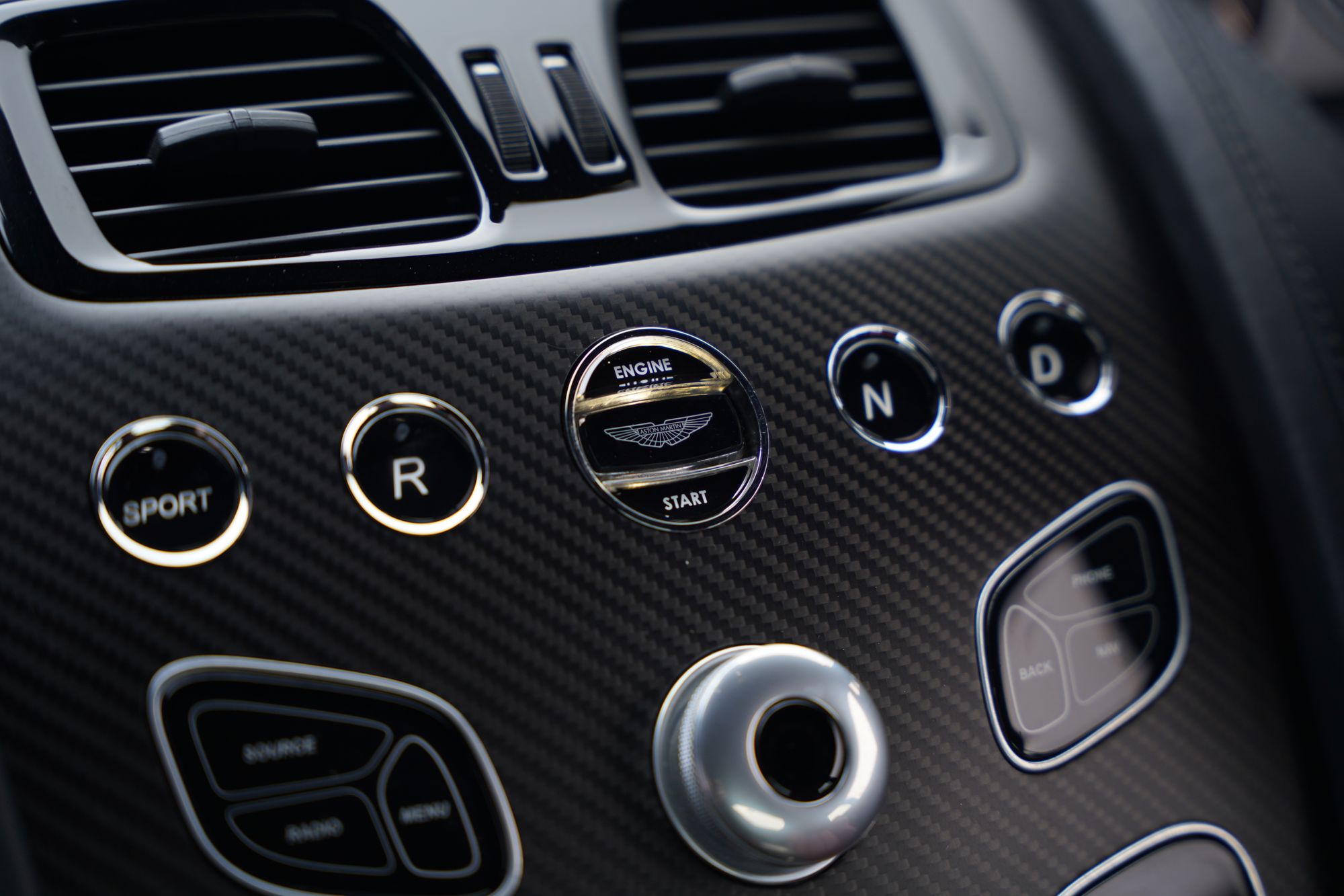 2018 Aston Martin V12 Vantage S